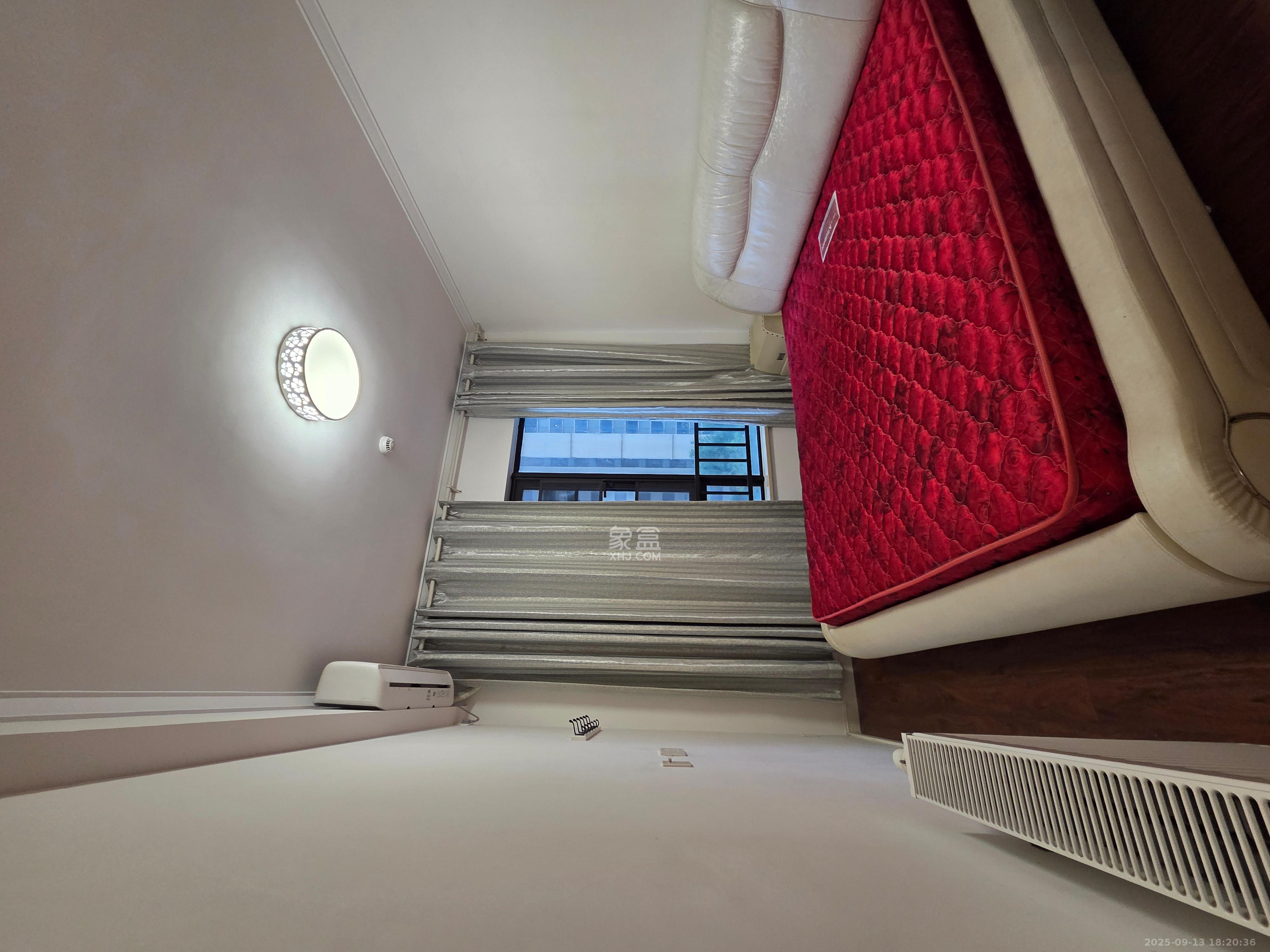 万科里金域国际  3室2厅2卫    3500.0元/月室内图