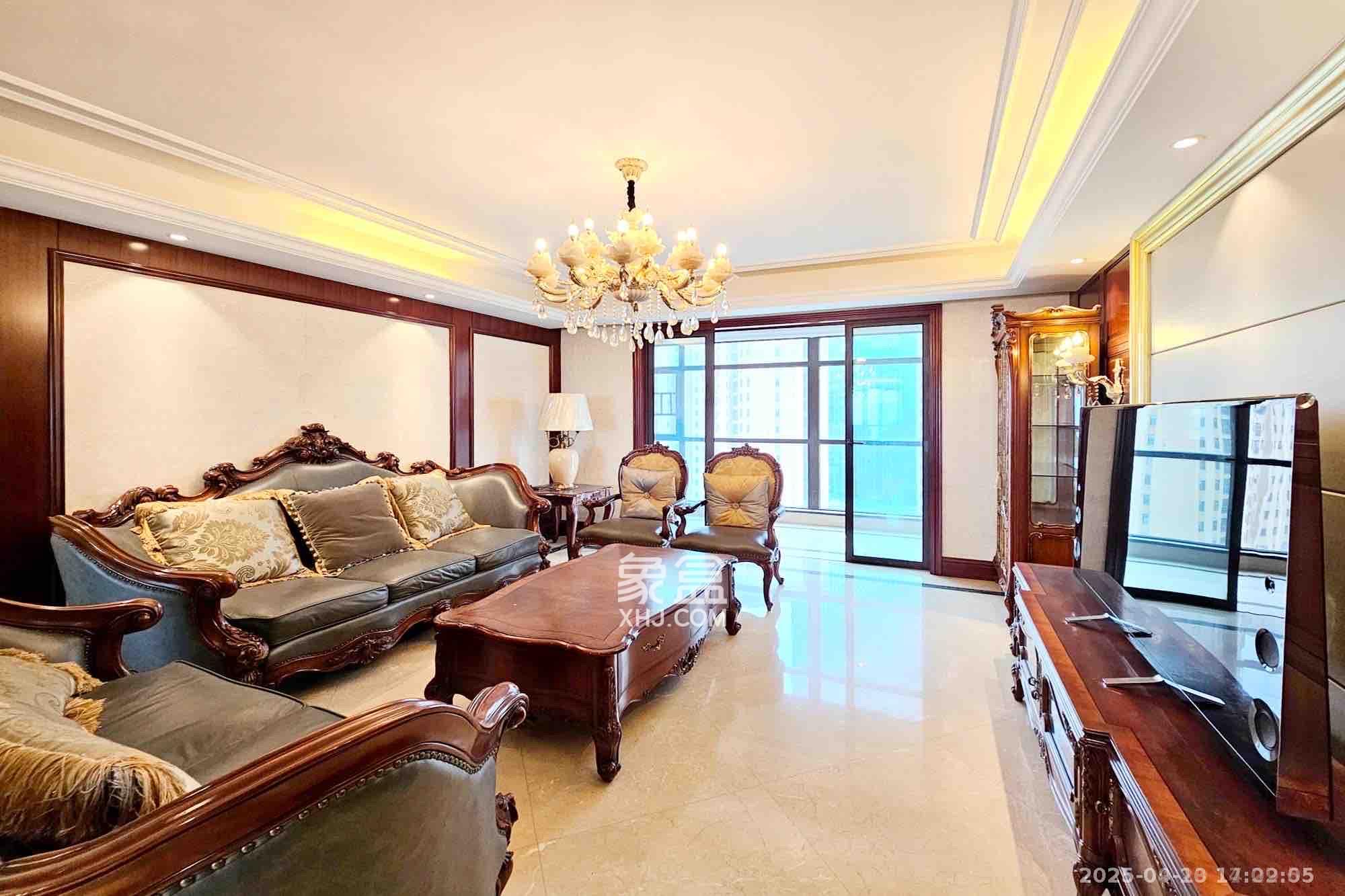 运达中央广场一、二期 4室2厅3卫 13000.0元/月 运达中央广场一、二期 4室2厅3卫 13000.0元/月室内图