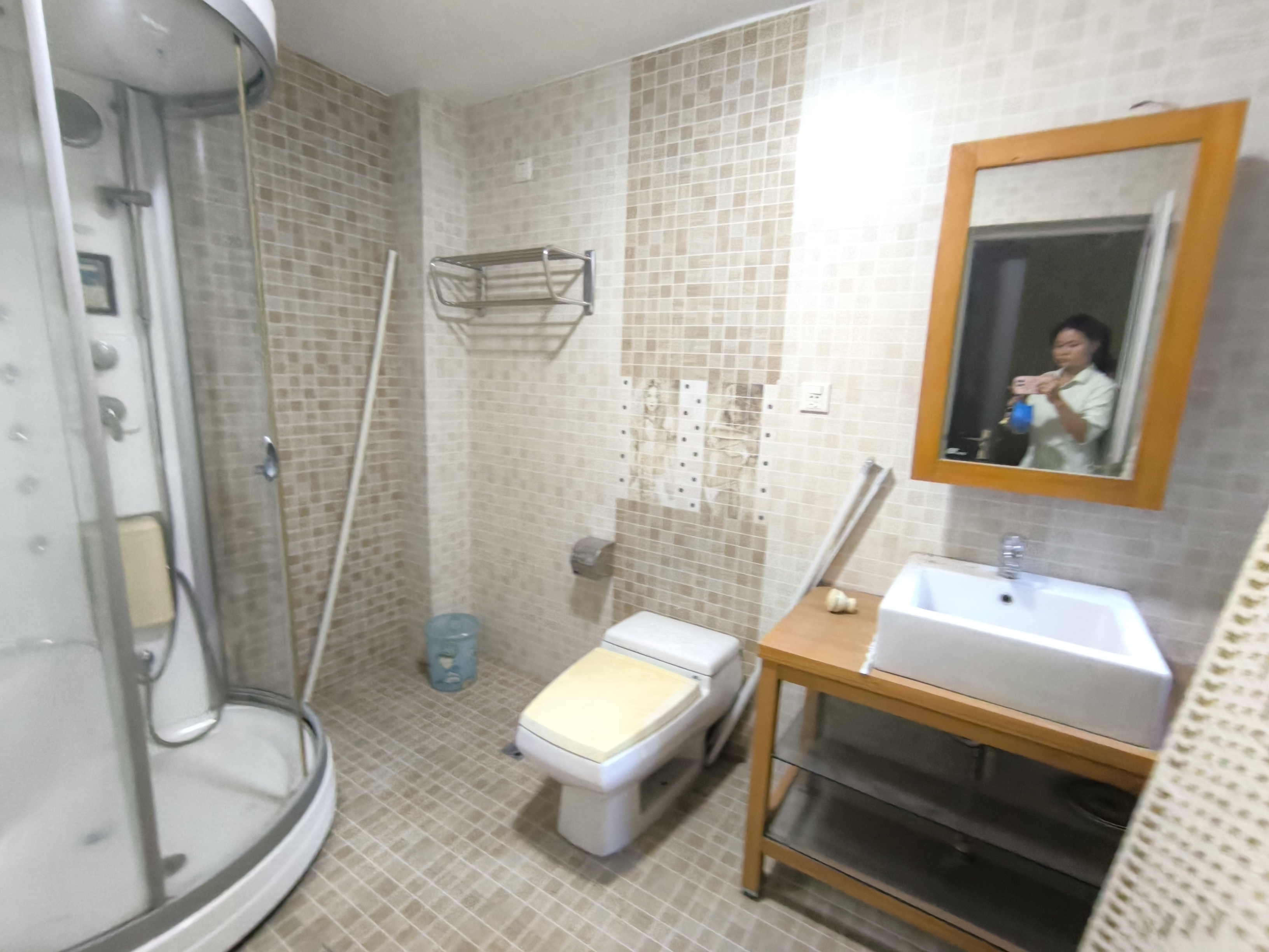 钻石城 1室0厅0卫 4500.0元/月 钻石城 1室0厅0卫 4500.0元/月室内图