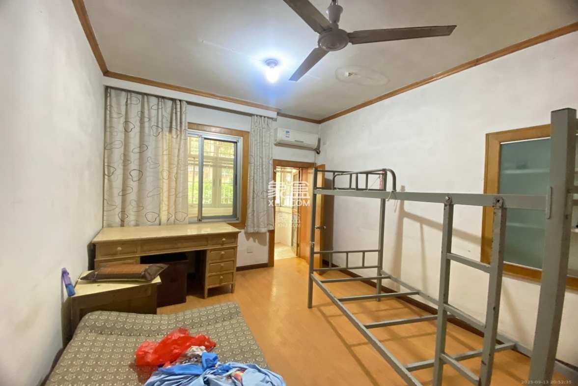 东塘电力院 3室2厅1卫 2200.0元/月 东塘电力院 3室2厅1卫 2200.0元/月室内图