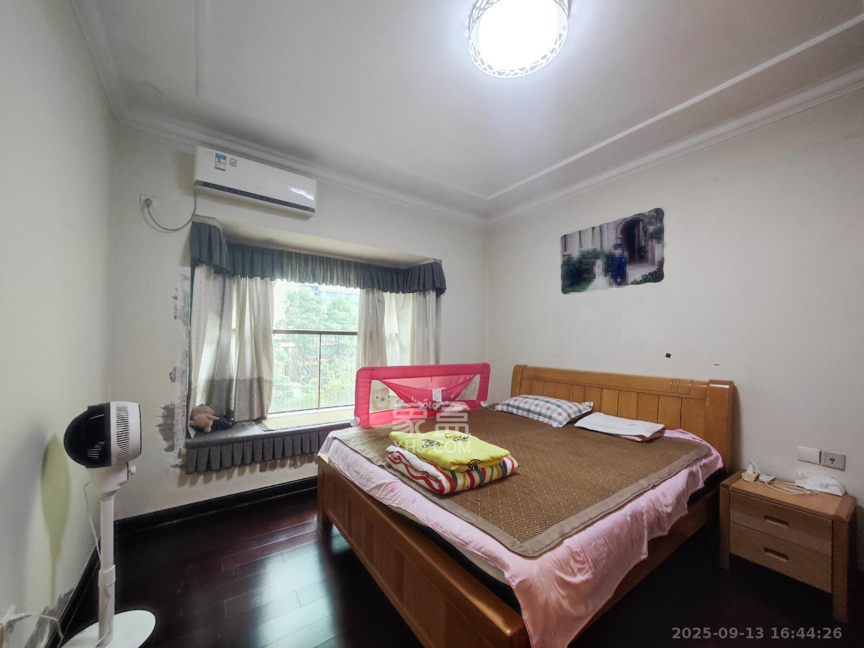 恒大城 3室2厅1卫 66.0万 恒大城 3室2厅1卫 66.0万卧室