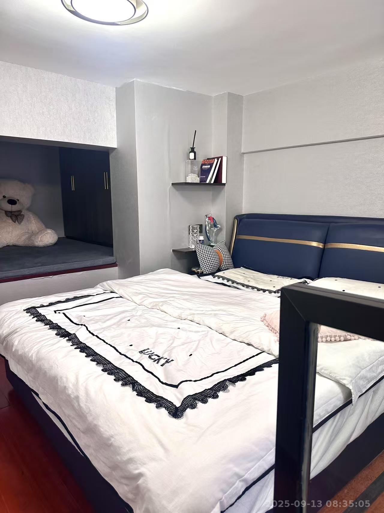 弘坤云寓  1室1厅1卫    2800.0元/月室内图