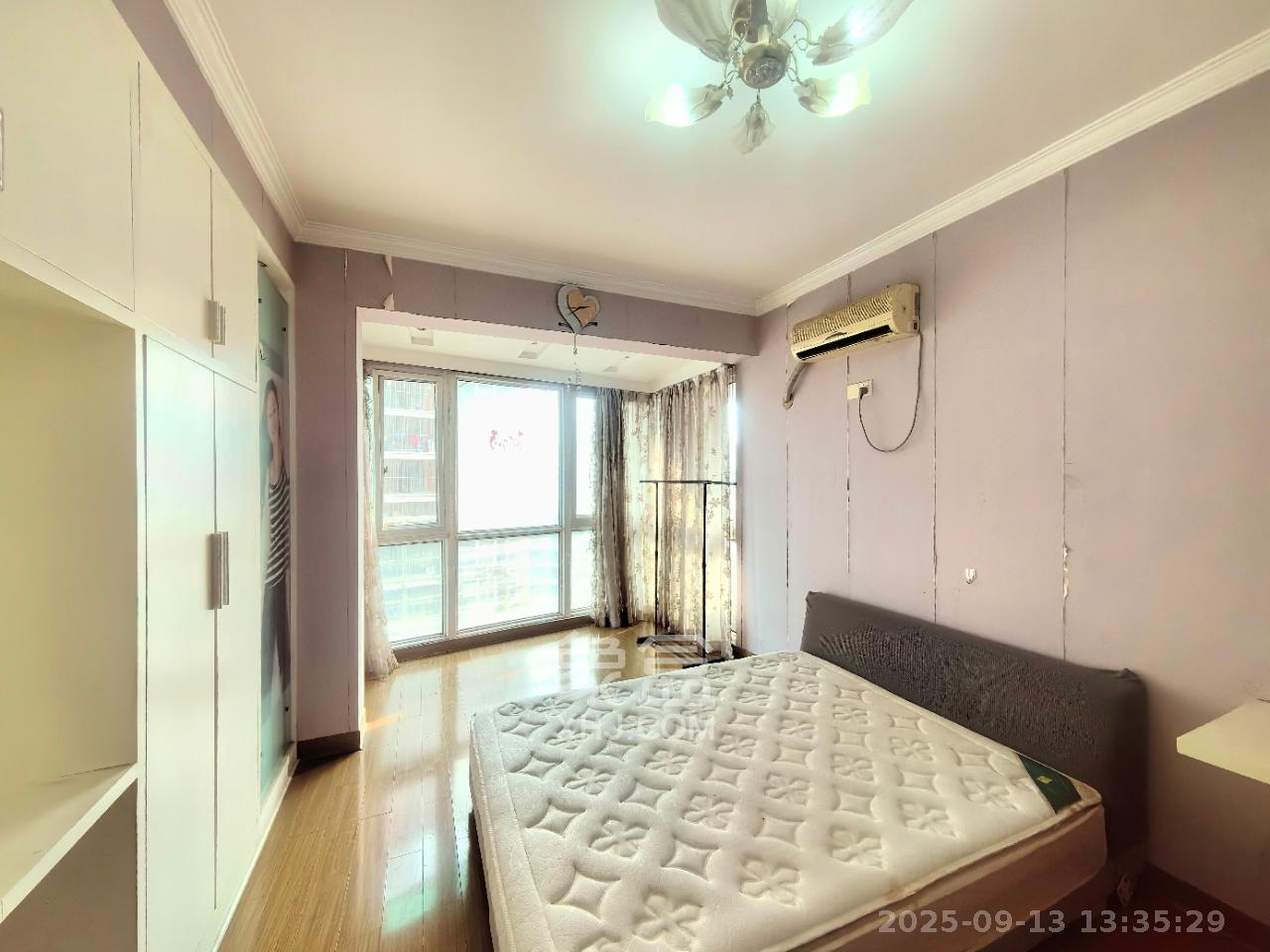 四季阳光花城 3室2厅2卫 3400.0元/月 四季阳光花城 3室2厅2卫 3400.0元/月室内图