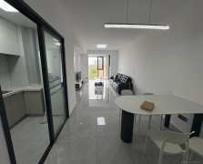 青竹湖曦园  3室0厅1卫    2500.0元/月 青竹湖曦园  3室0厅1卫    2500.0元/月