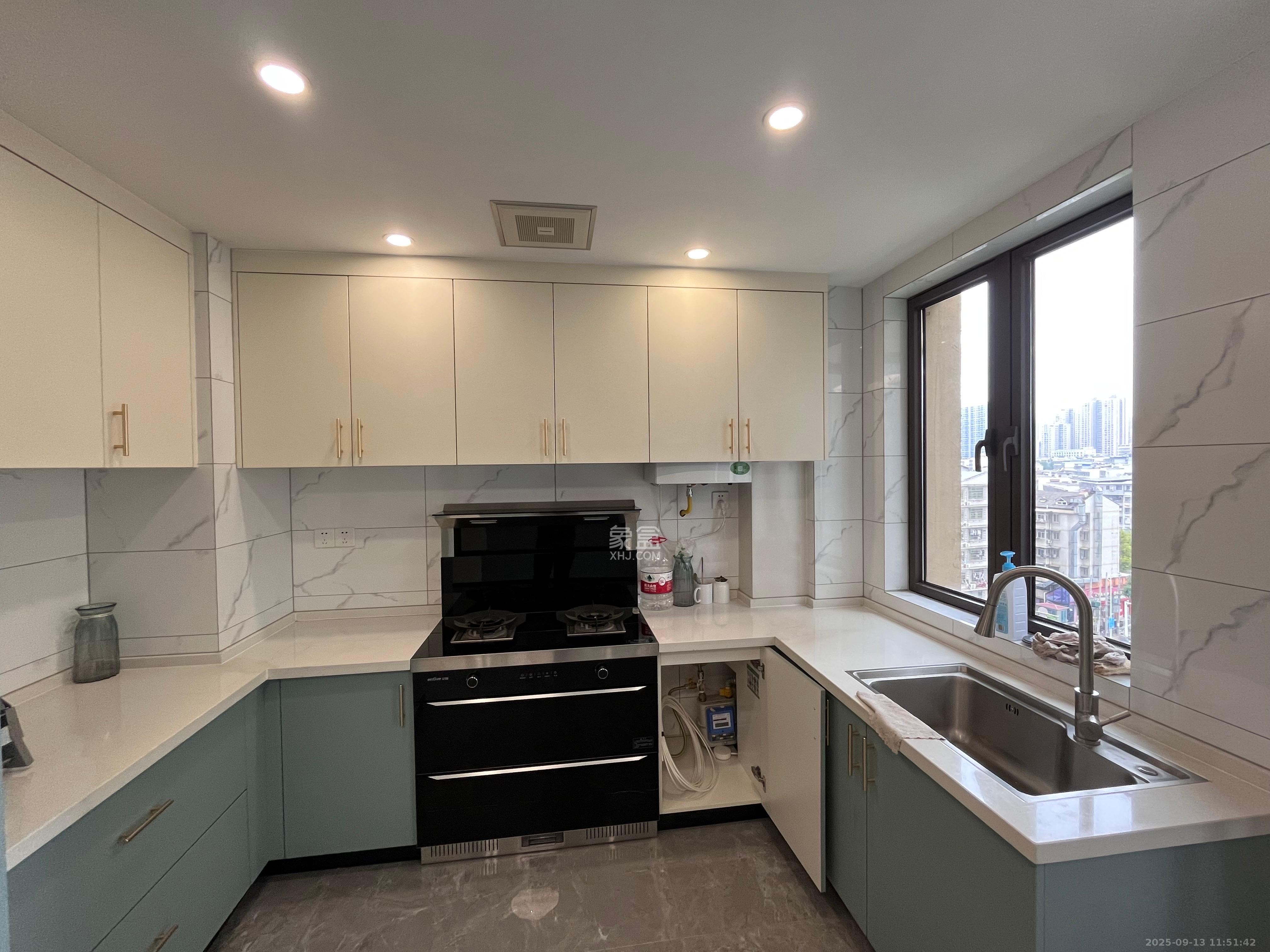 华润琨瑜府  4室2厅2卫    4500.0元/月室内图