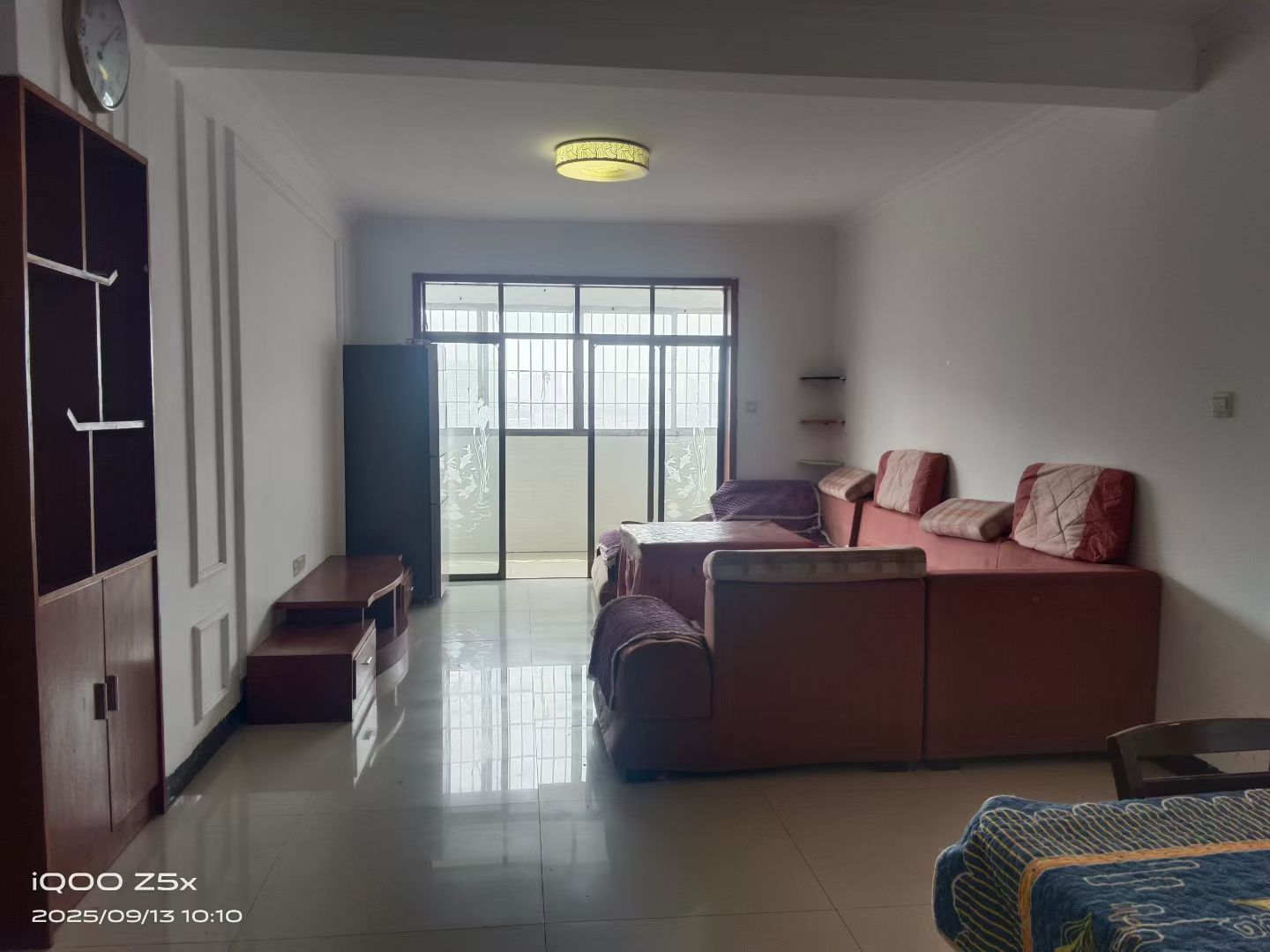 TOP尚都(拓步尚都)  3室2厅2卫    42.8万 TOP尚都(拓步尚都)  3室2厅2卫    42.8万客厅