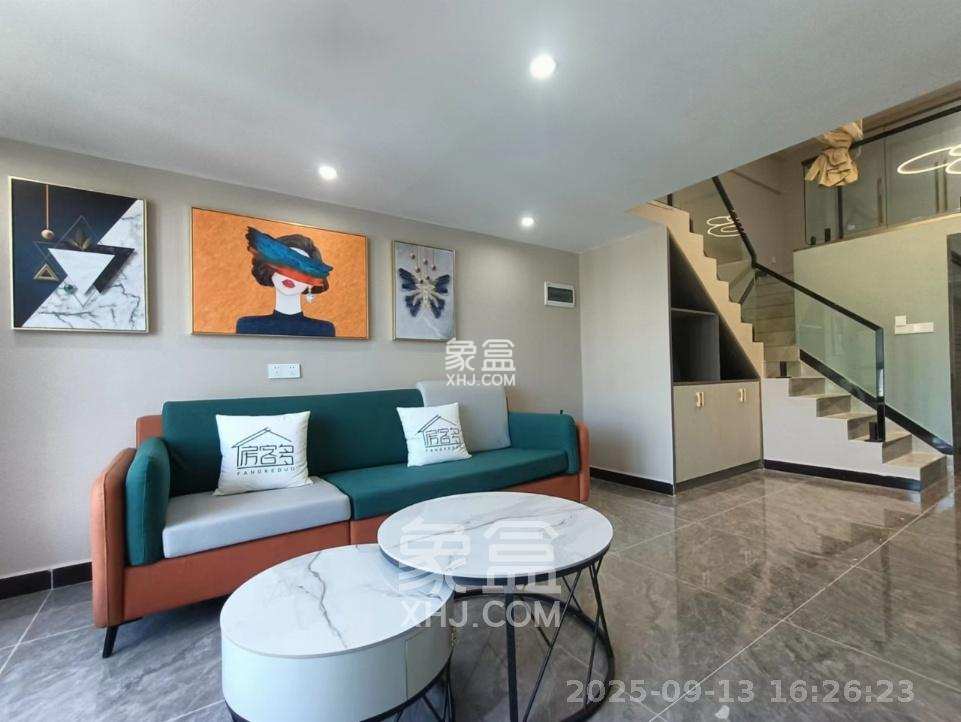 梅溪湖金茂湾 2室1厅1卫 2100.0元/月 梅溪湖金茂湾 2室1厅1卫 2100.0元/月室内图