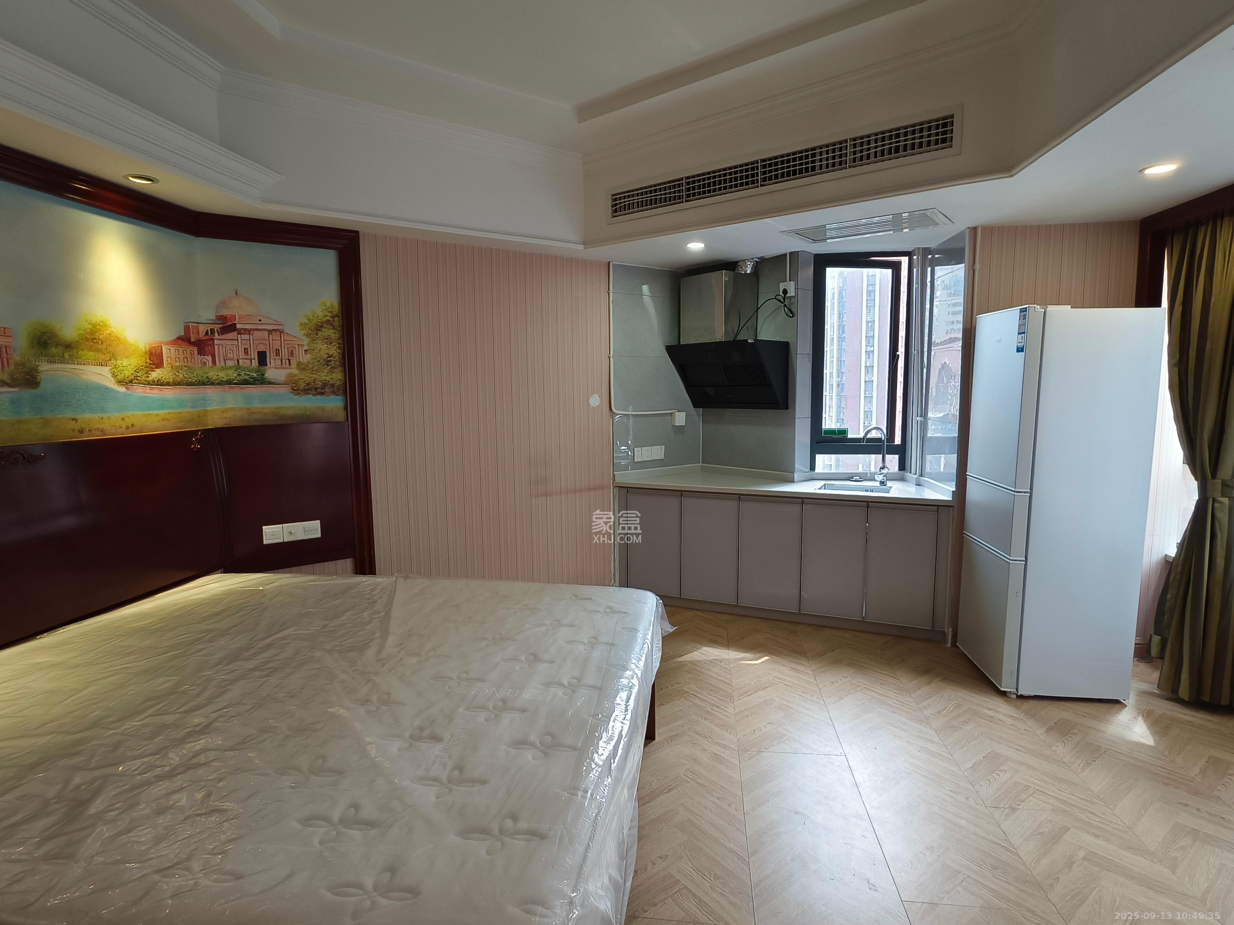 海德公园  1室1厅1卫    1300.0元/月室内图