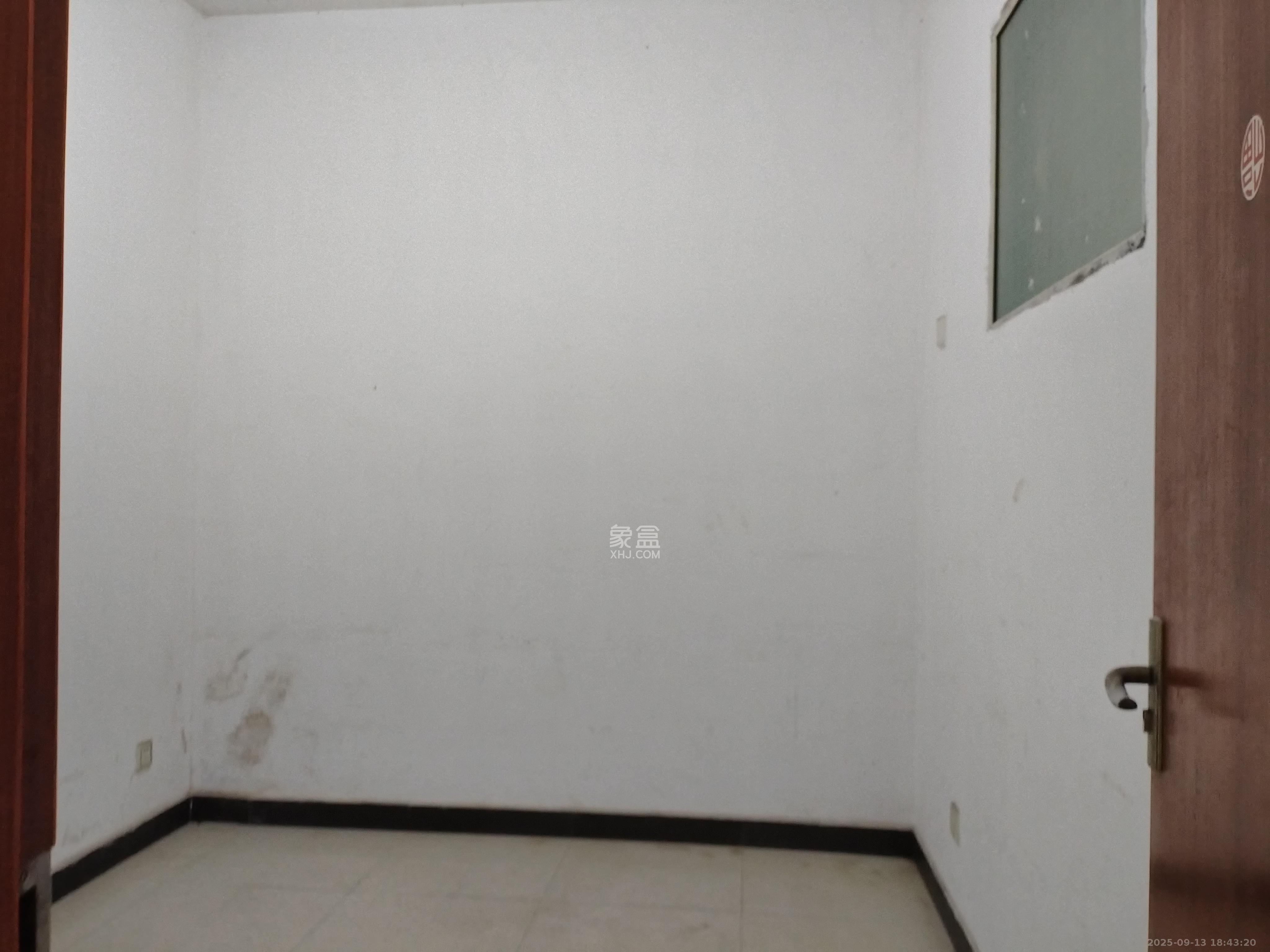 城东安置区(星城社区) 1室0厅0卫 1450.0元/月 城东安置区(星城社区) 1室0厅0卫 1450.0元/月室内图