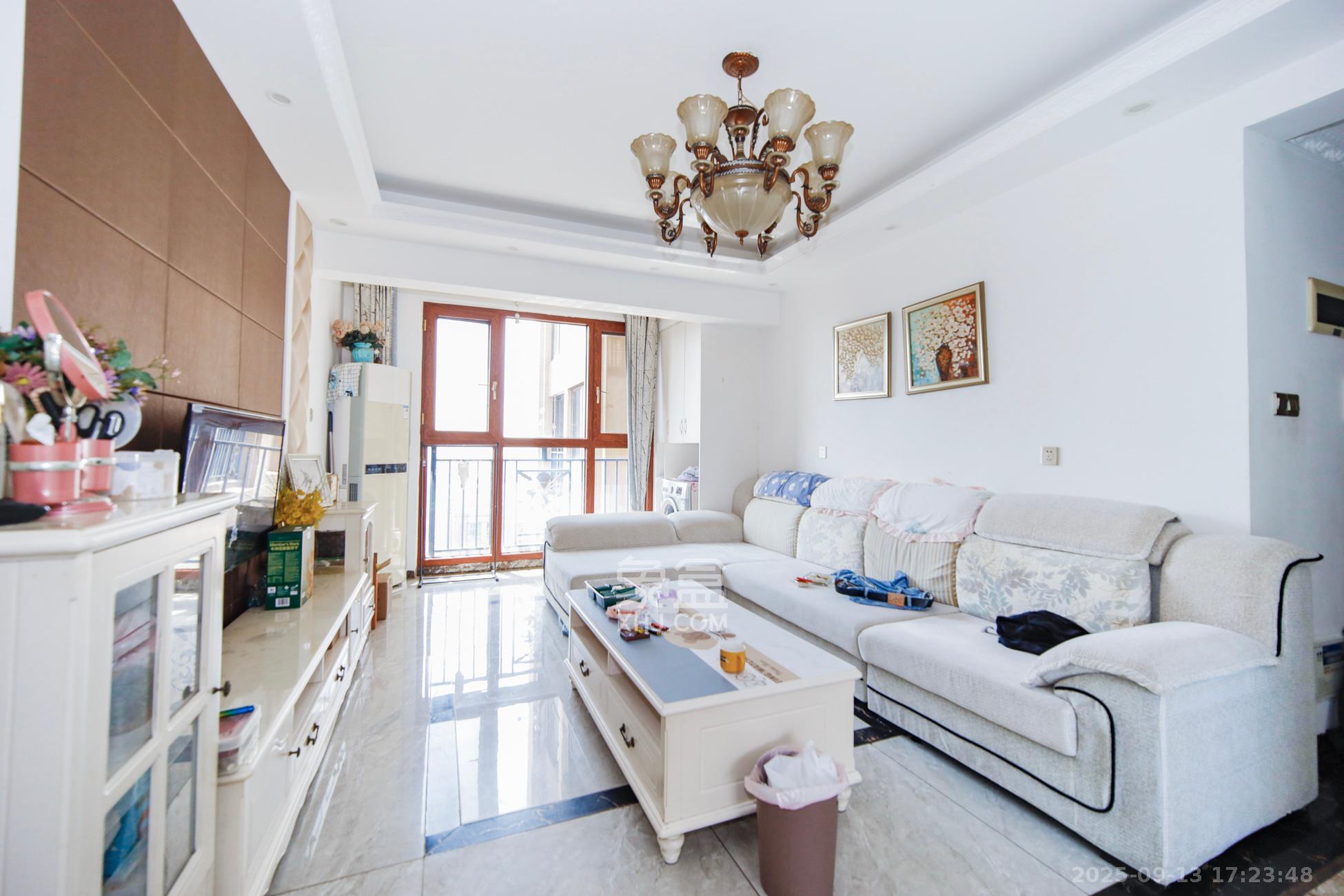 南城印象  1室2厅2卫    90.0万