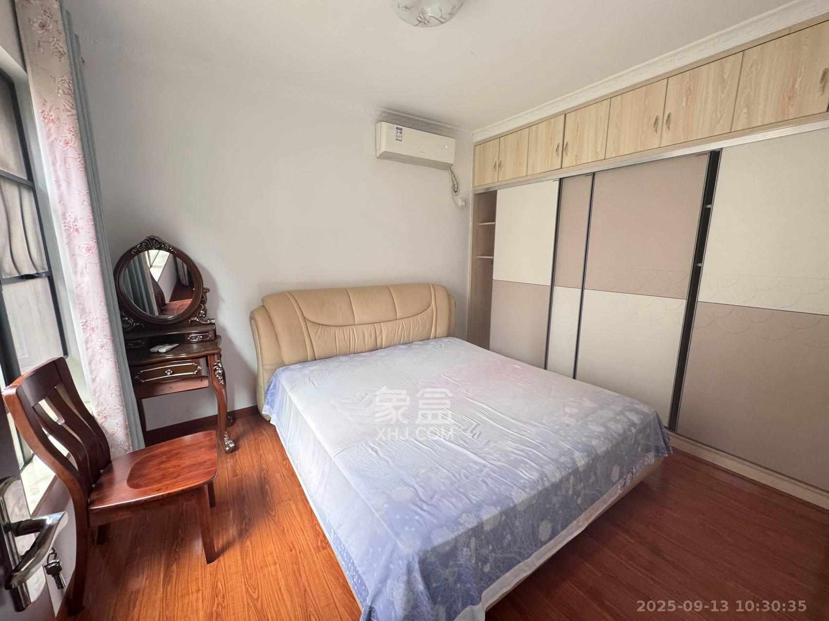 邦盛水岸御园  3室2厅1卫    1800.0元/月室内图