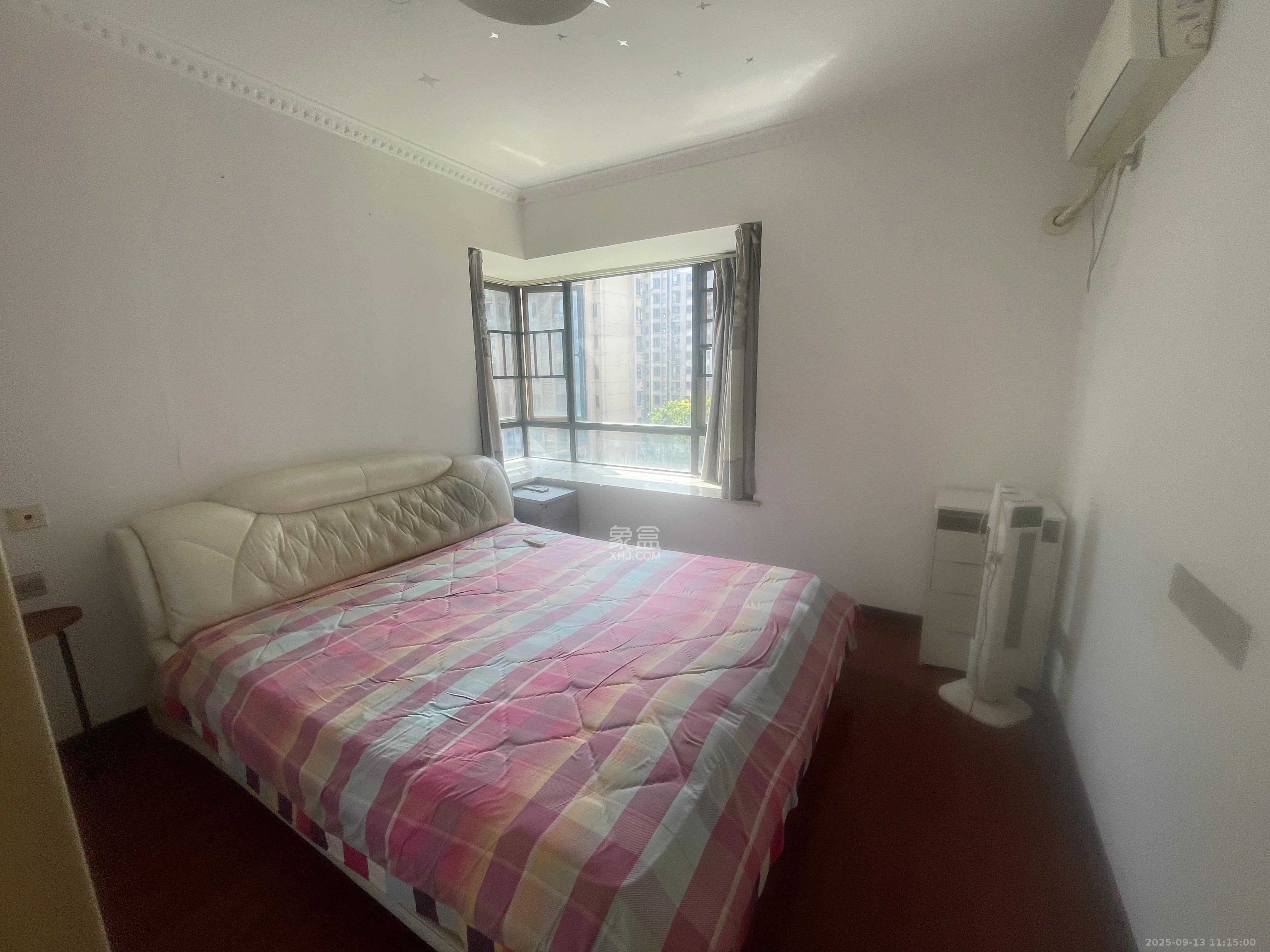 保利花园  2室2厅1卫    2000.0元/月 保利花园  2室2厅1卫    2000.0元/月室内图