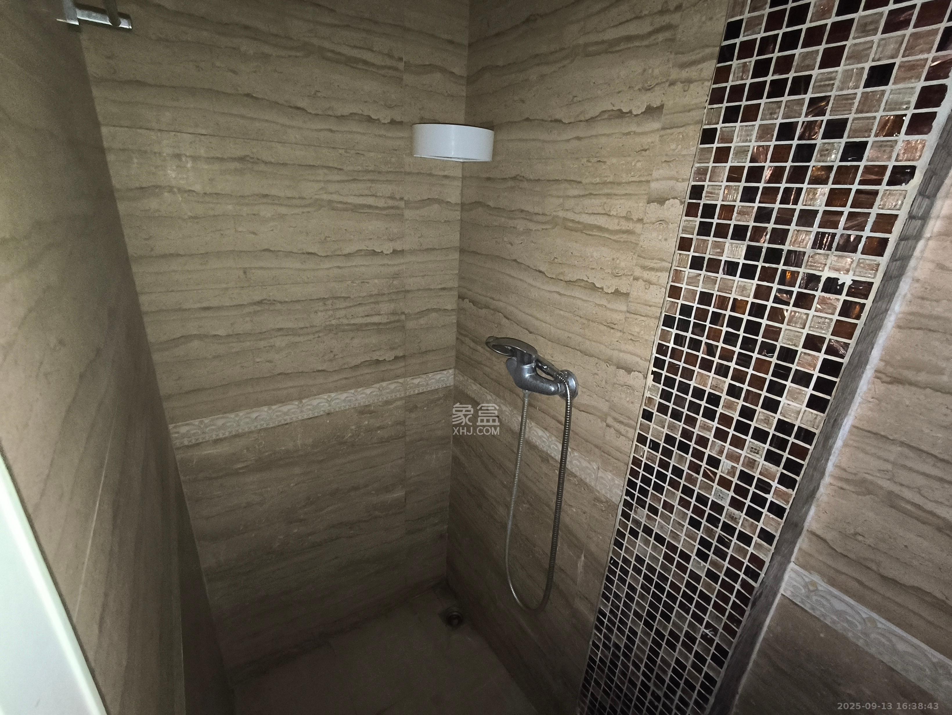 米兰春天 1室0厅0卫 1200.0元/月 米兰春天 1室0厅0卫 1200.0元/月室内图