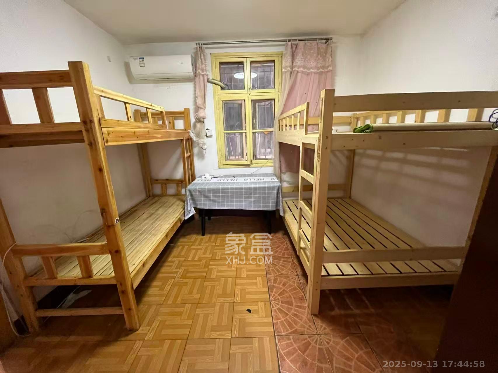 东牌楼街散盘 2室1厅1卫 2100.0元/月 东牌楼街散盘 2室1厅1卫 2100.0元/月室内图