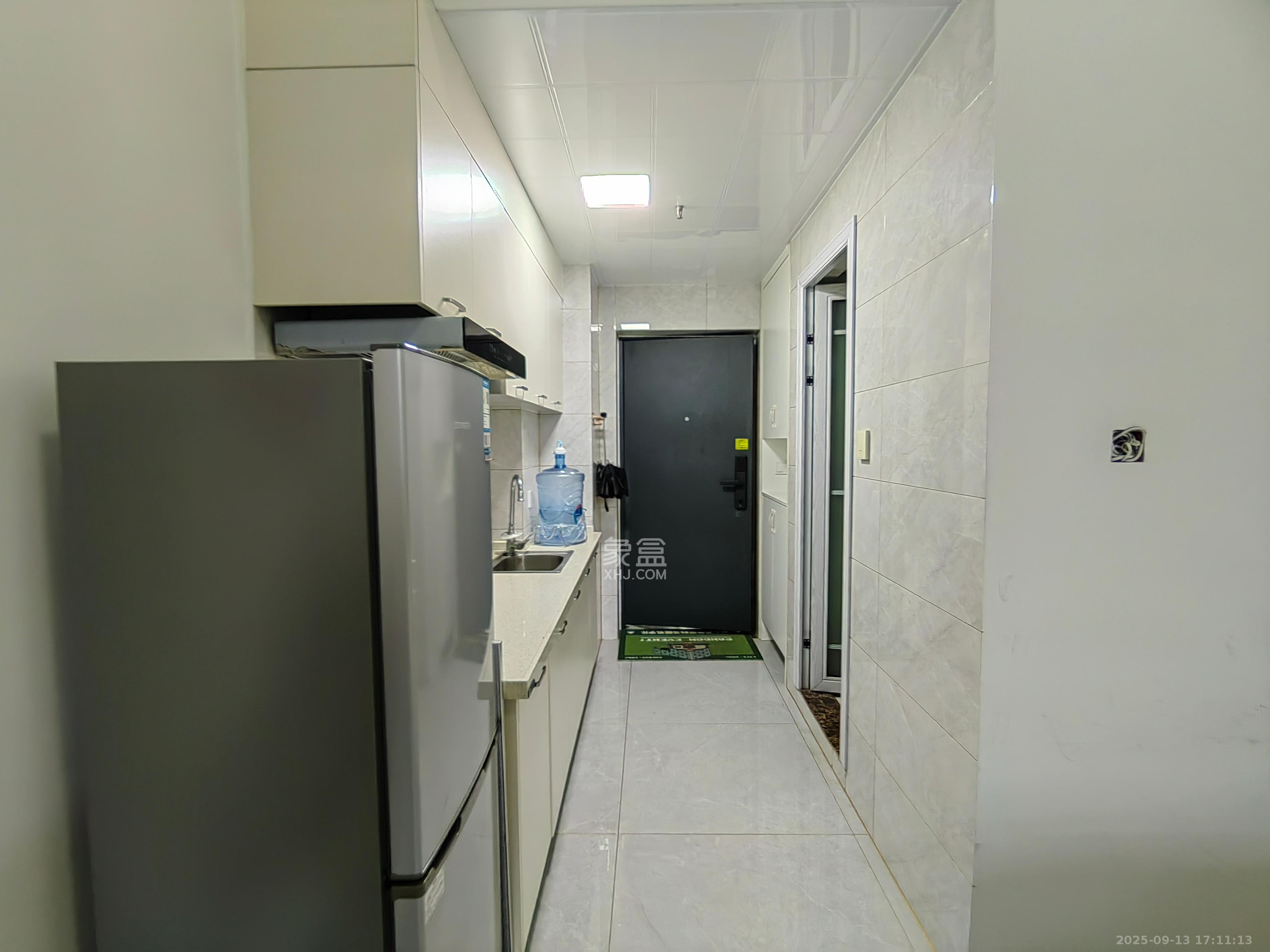 芙蓉万国城MOMA(卓越汇富苑) 1室1厅1卫 1400.0元/月 芙蓉万国城MOMA(卓越汇富苑) 1室1厅1卫 1400.0元/月室内图