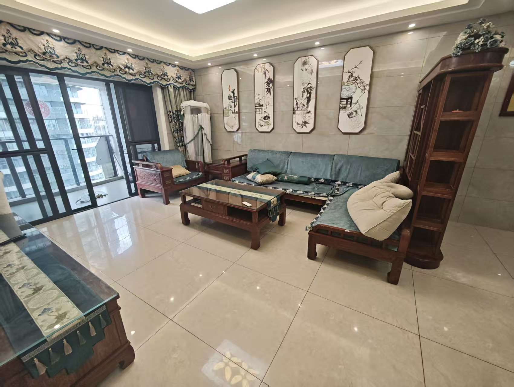 滨海幸福里  3室2厅2卫    4000.0元/月 滨海幸福里  3室2厅2卫    4000.0元/月室内图