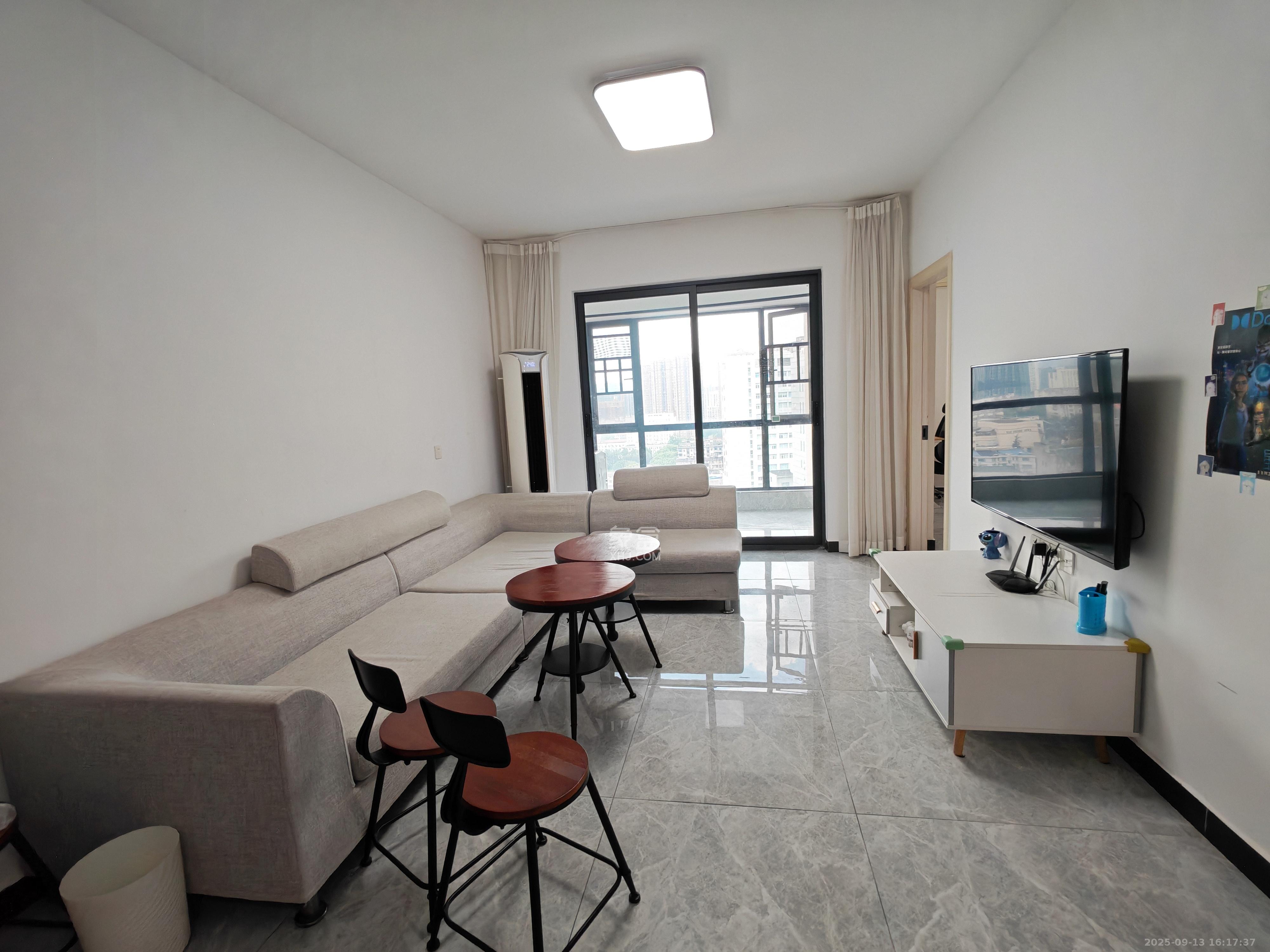 建发中央公园(建发美地)  3室2厅2卫    3300.0元/月 建发中央公园(建发美地)  3室2厅2卫    3300.0元/月