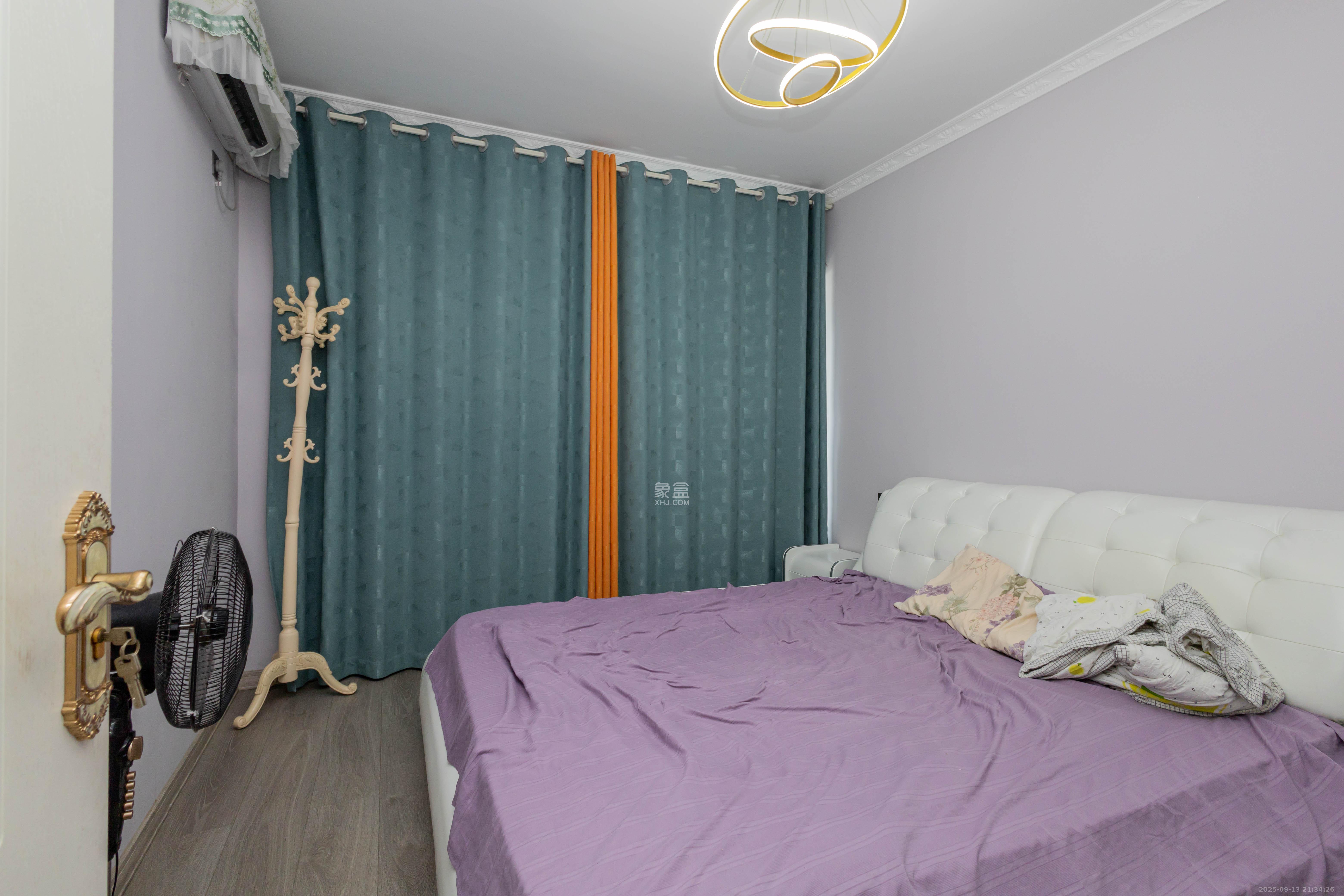 日盛湖湘花苑  3室2厅1卫    84.0万卧室