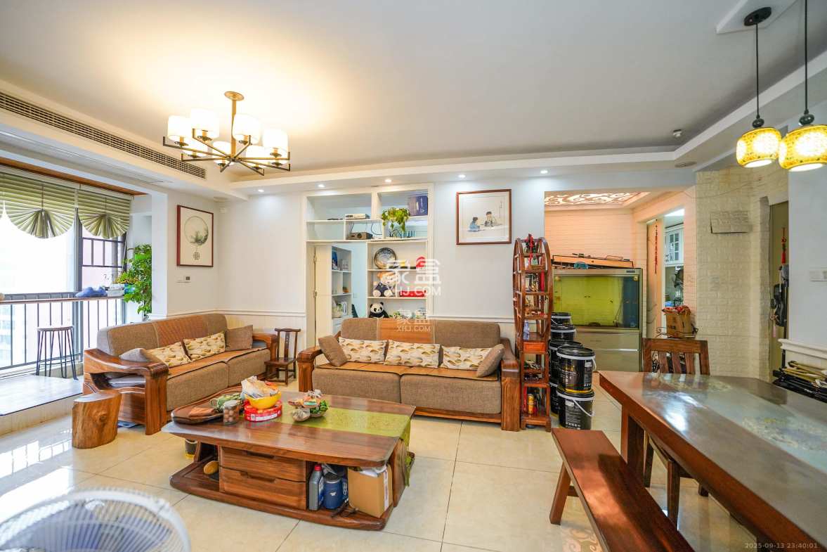 怡海星城 3室2厅1卫 76.8万 怡海星城 3室2厅1卫 76.8万客厅