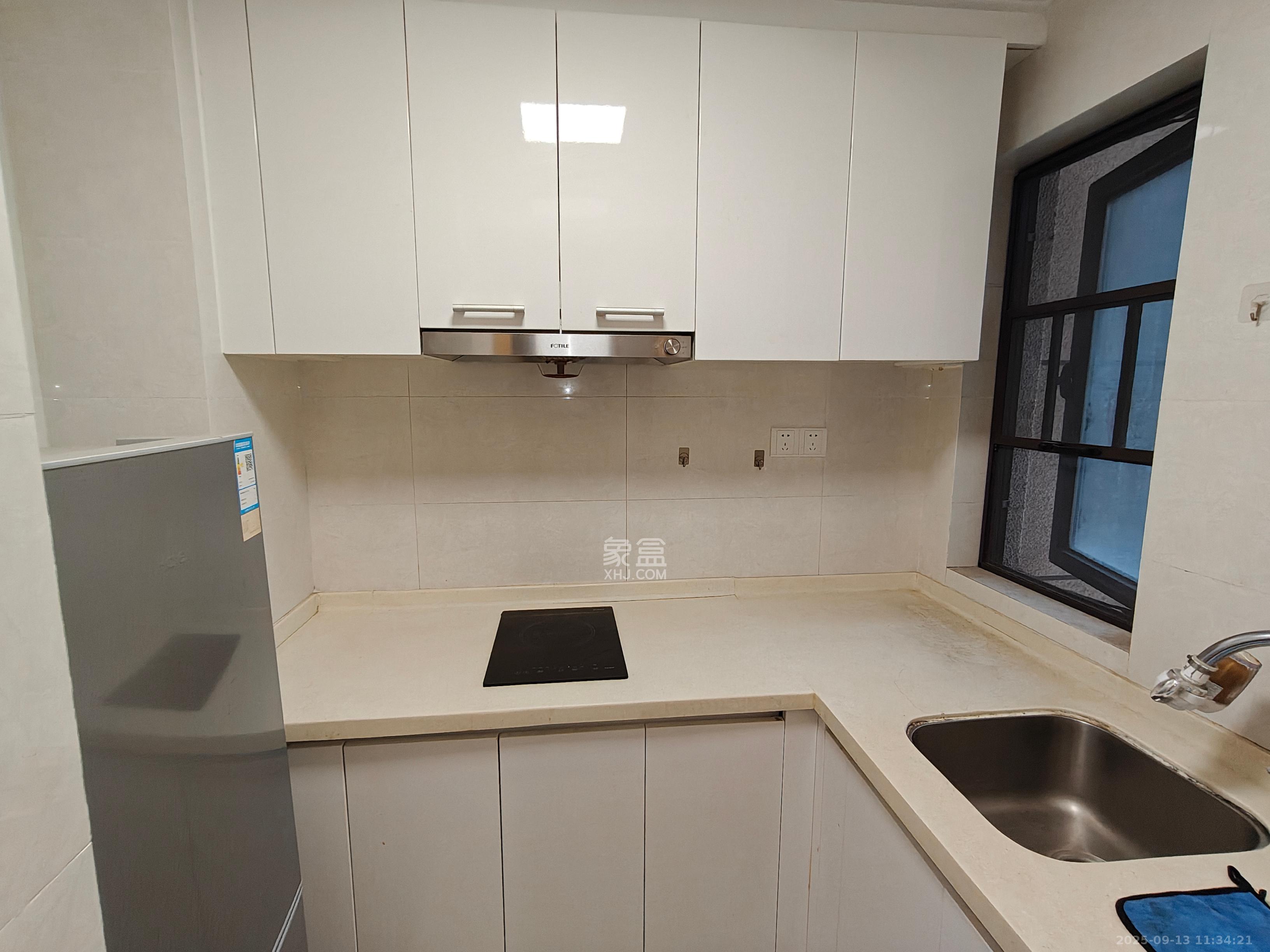 中海新城熙岸(中信新城五期) 1室1厅1卫 1300.0元/月 中海新城熙岸(中信新城五期) 1室1厅1卫 1300.0元/月室内图