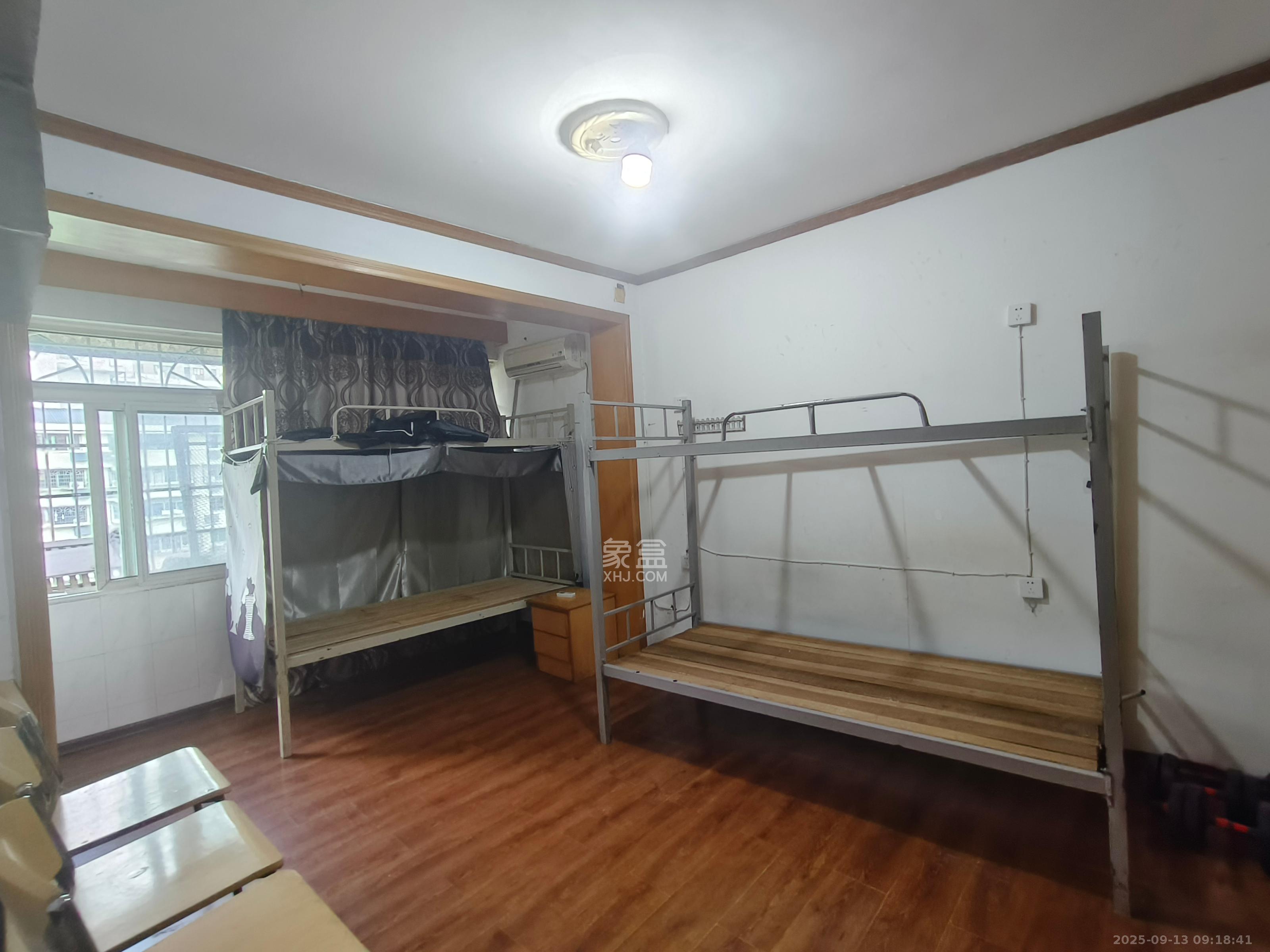 南门口晏家塘社区 3室1厅1卫 2800.0元/月 南门口晏家塘社区 3室1厅1卫 2800.0元/月室内图