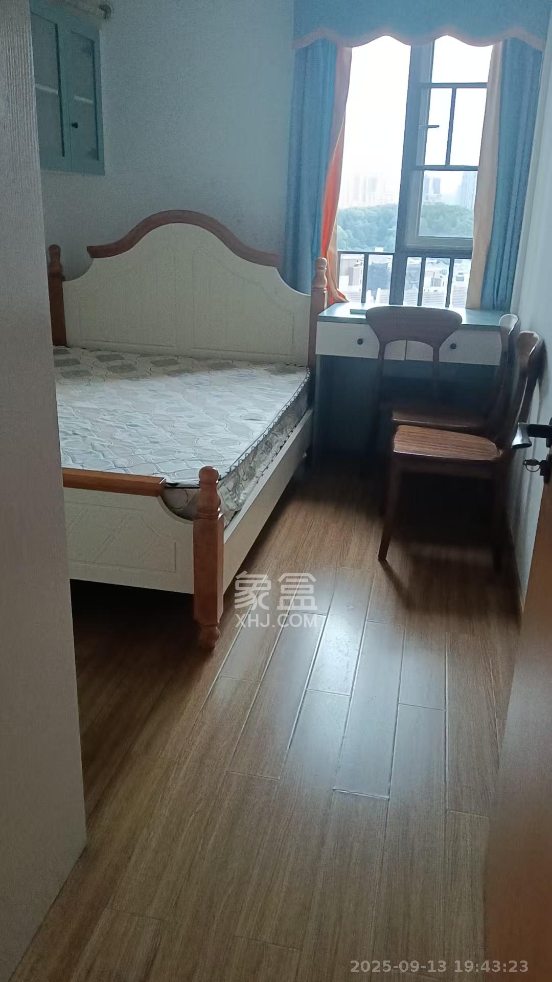 旭辉国际广场（永升商业广场）  3室2厅2卫    3200.0元/月室内图