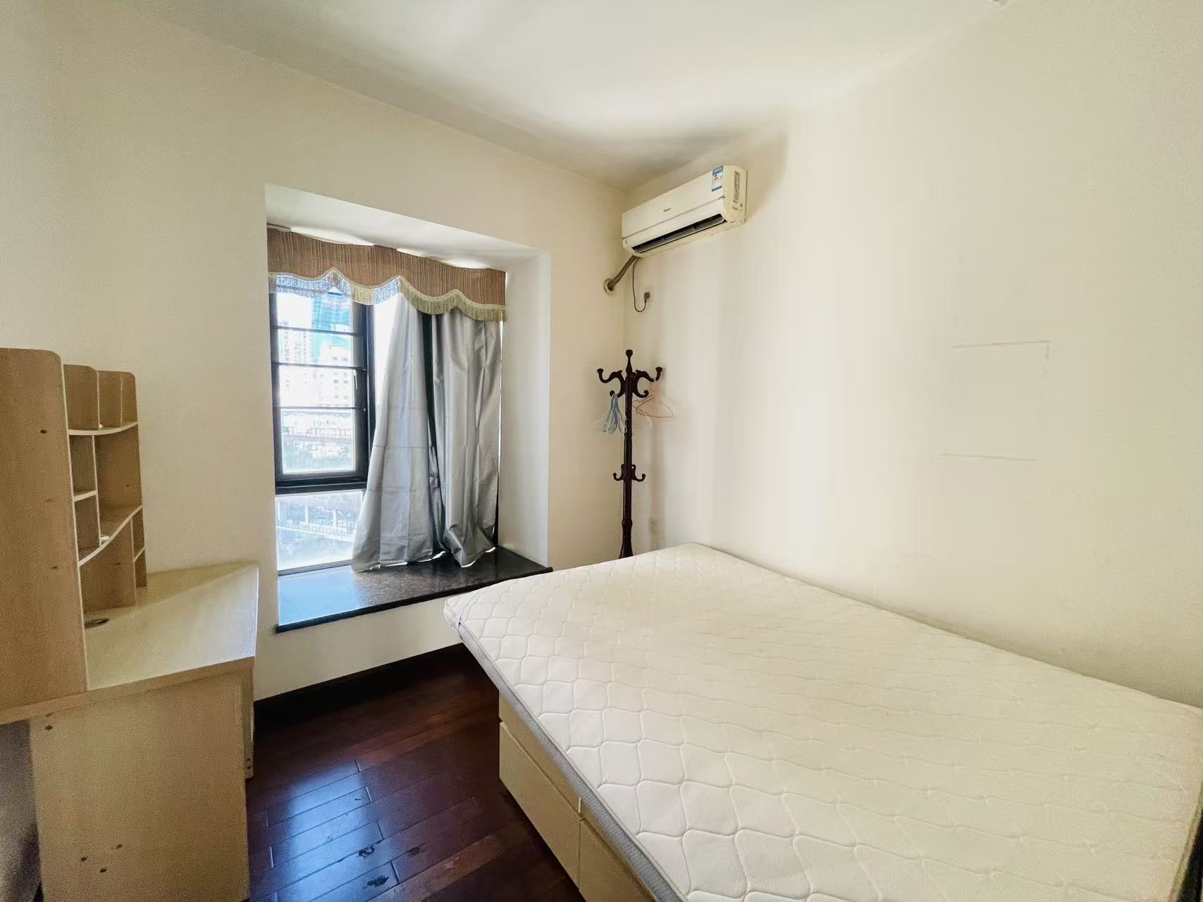 金碧文华 4室2厅2卫 5000.0元/月 金碧文华 4室2厅2卫 5000.0元/月室内图