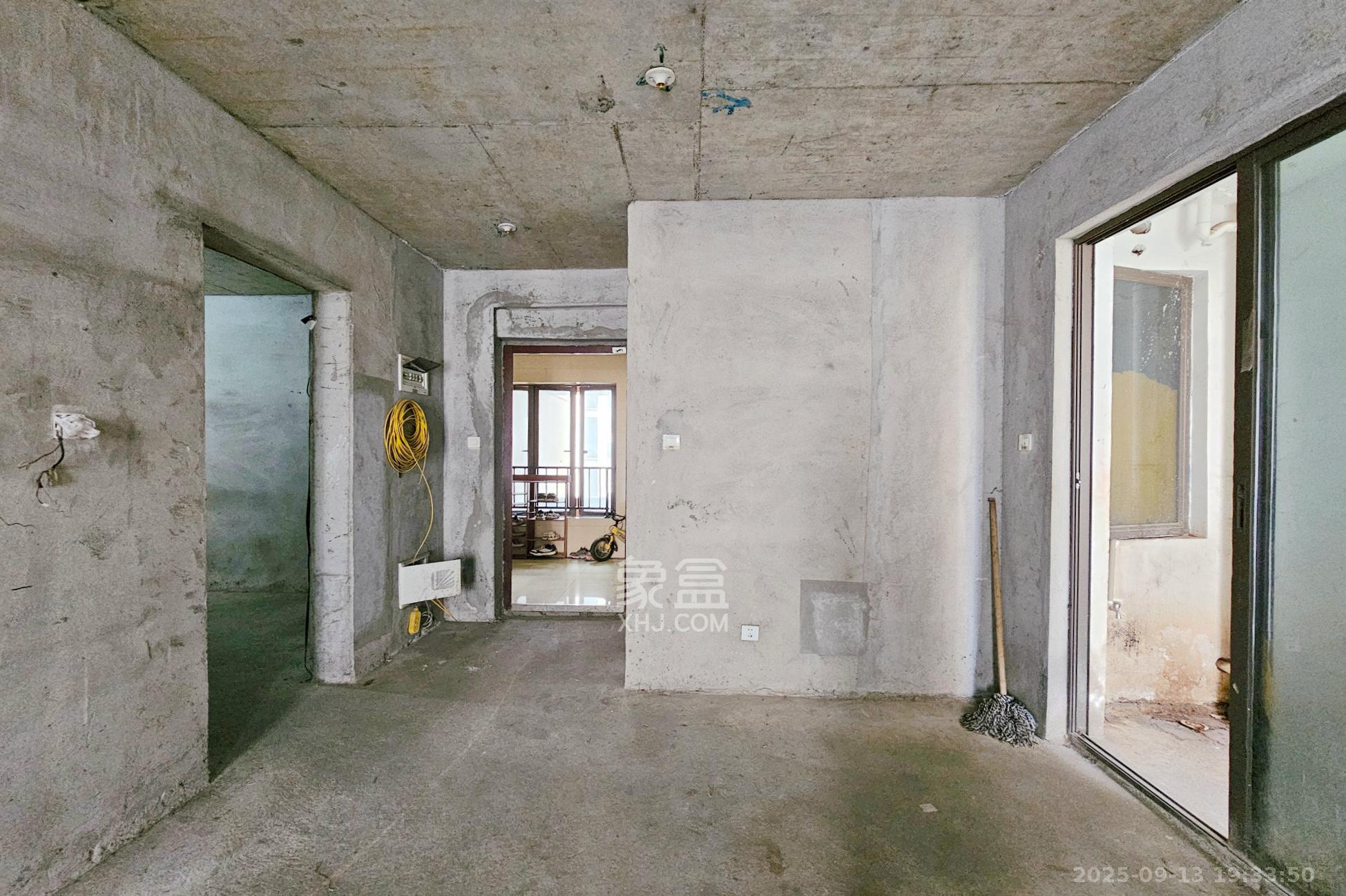 阳光城尚东湾青云苑 2室2厅1卫 73.0万 阳光城尚东湾青云苑 2室2厅1卫 73.0万其他