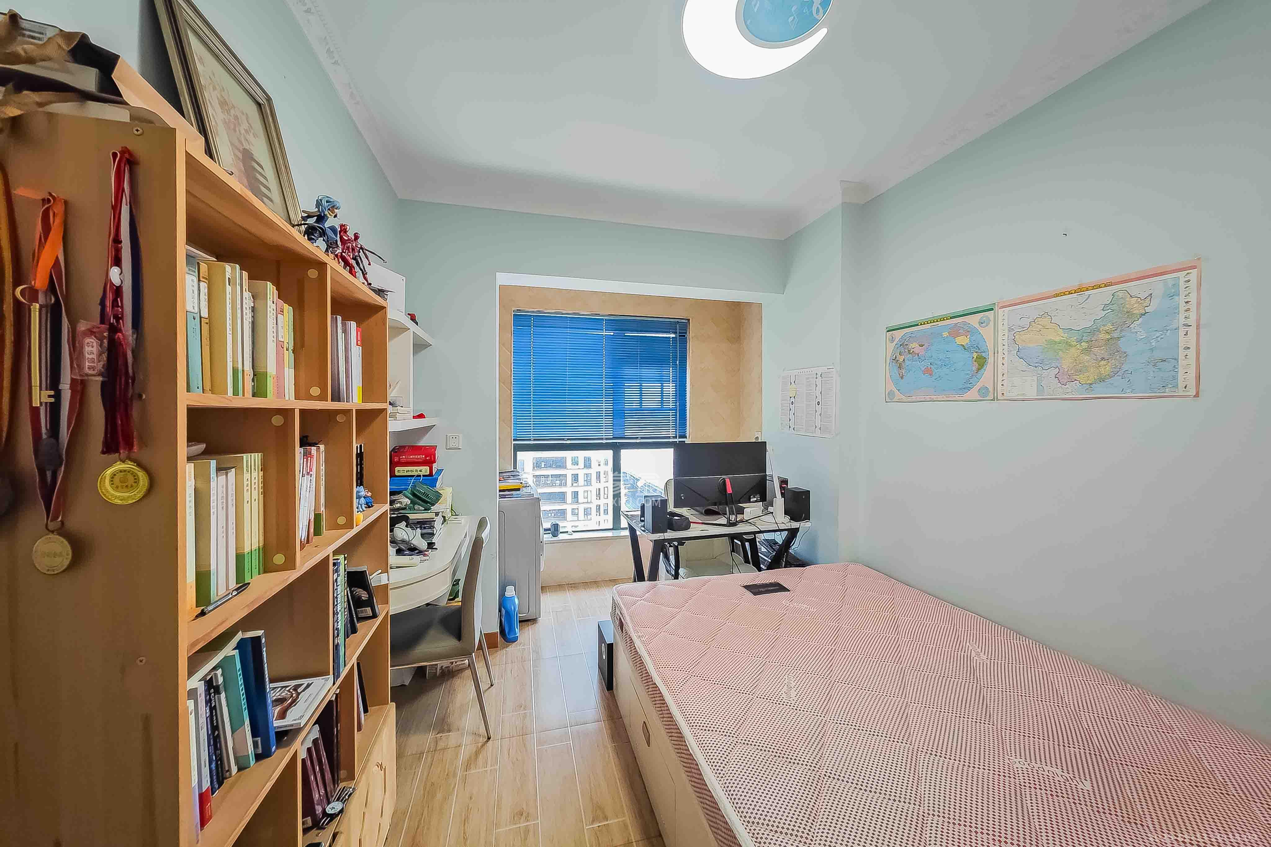 兴旺正佳广场（金石雅苑）  3室2厅1卫    95.0万卧室