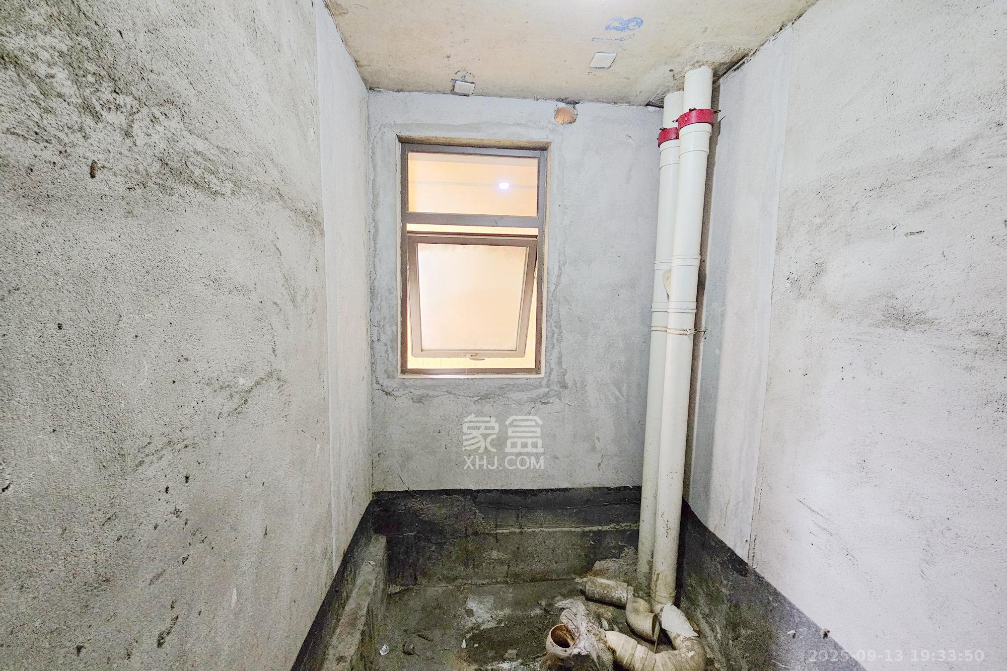 阳光城尚东湾青云苑 2室2厅1卫 73.0万 阳光城尚东湾青云苑 2室2厅1卫 73.0万卫生间