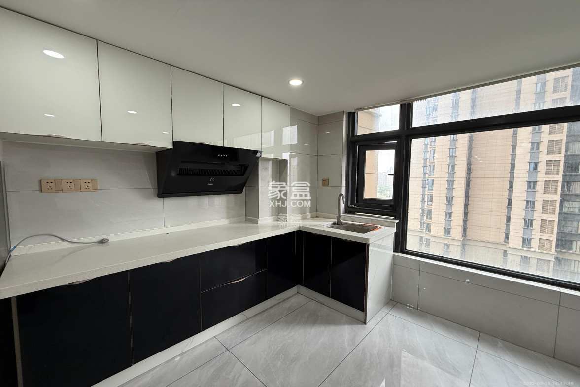 恒大御景半岛锦绣苑 1室0厅0卫 2000.0元/月 恒大御景半岛锦绣苑 1室0厅0卫 2000.0元/月室内图