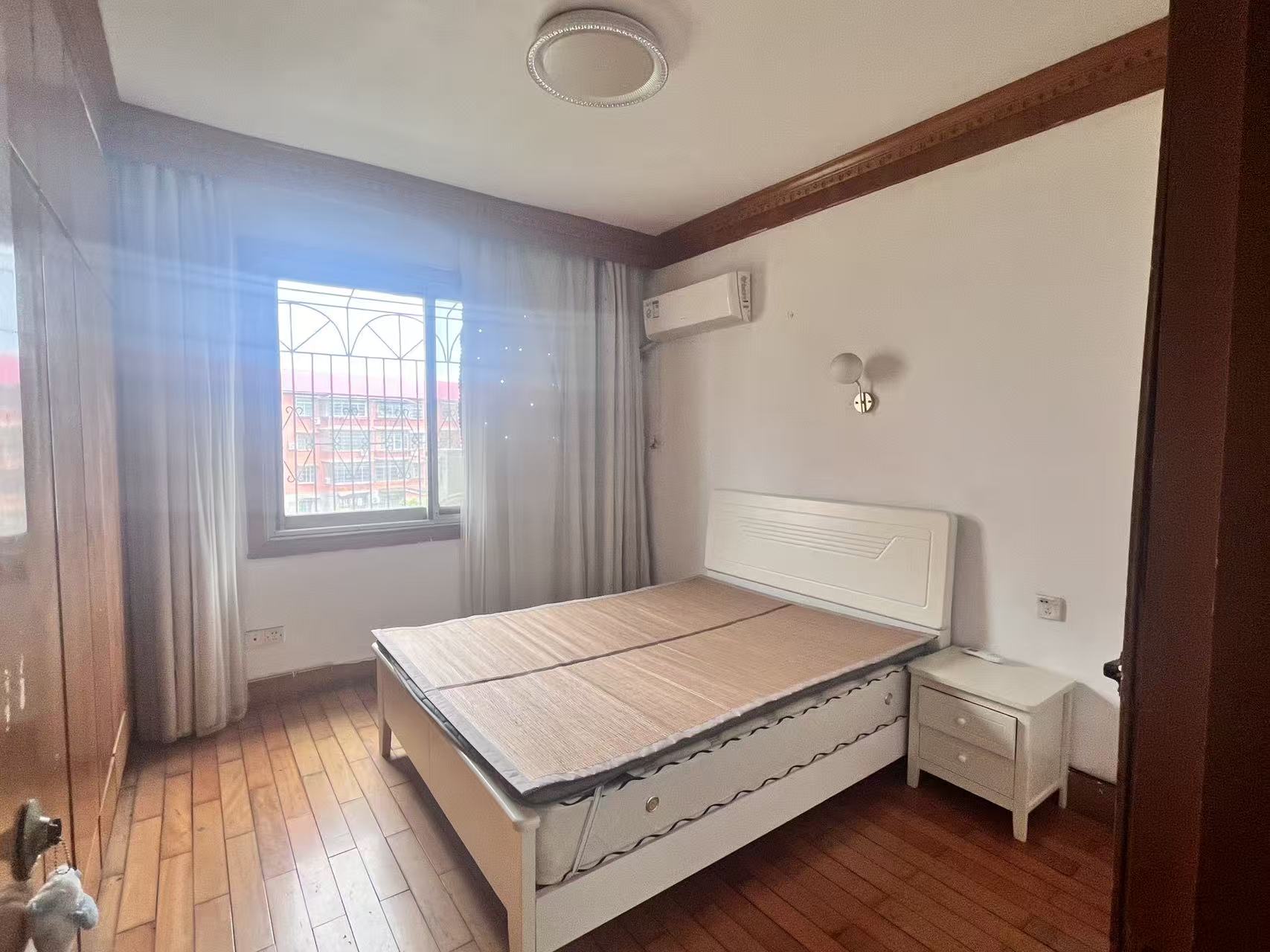 邮电新村  3室2厅1卫    1000.0元/月室内图