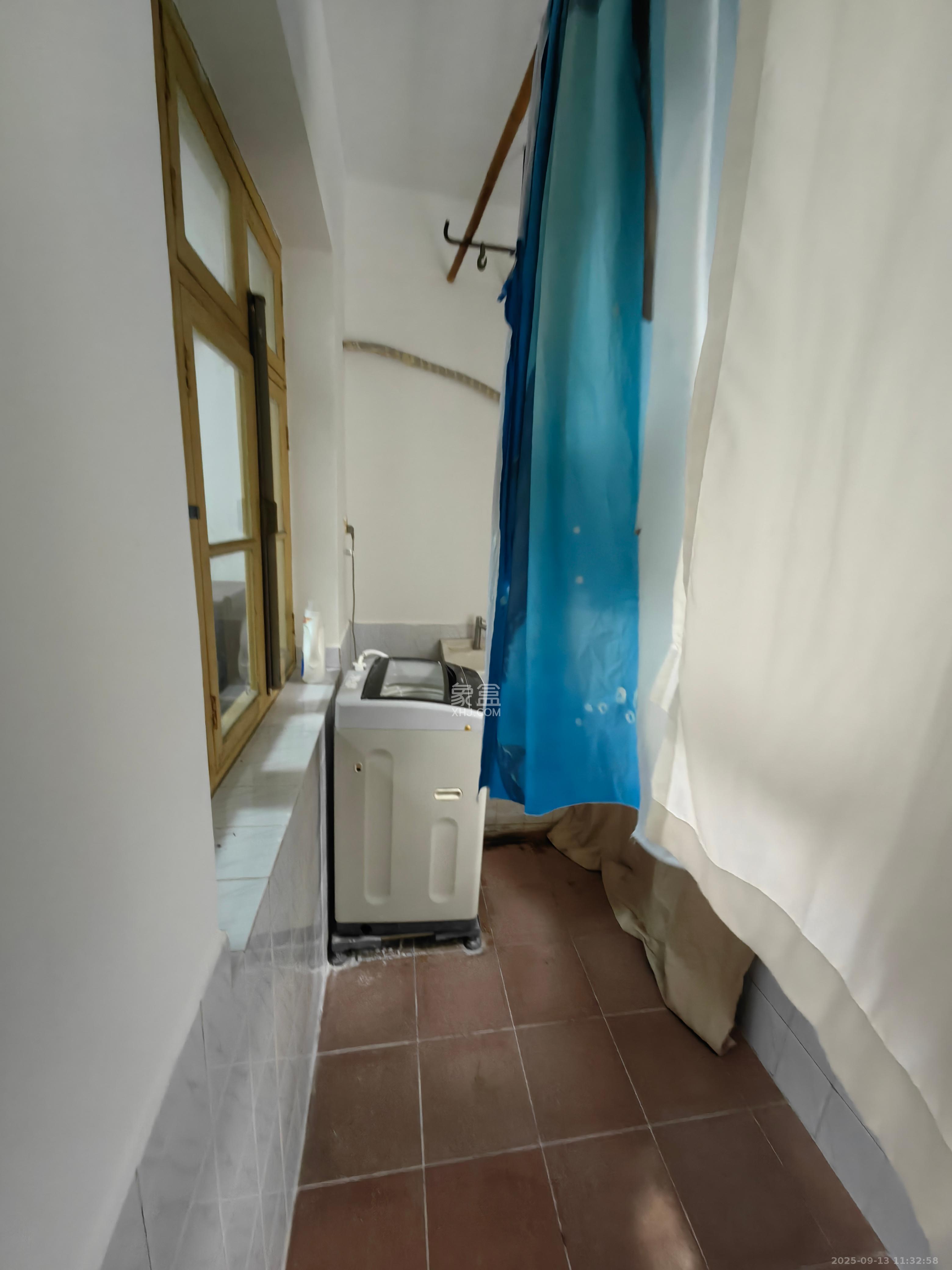 人民新村 2室1厅1卫 1300.0元/月 人民新村 2室1厅1卫 1300.0元/月室内图