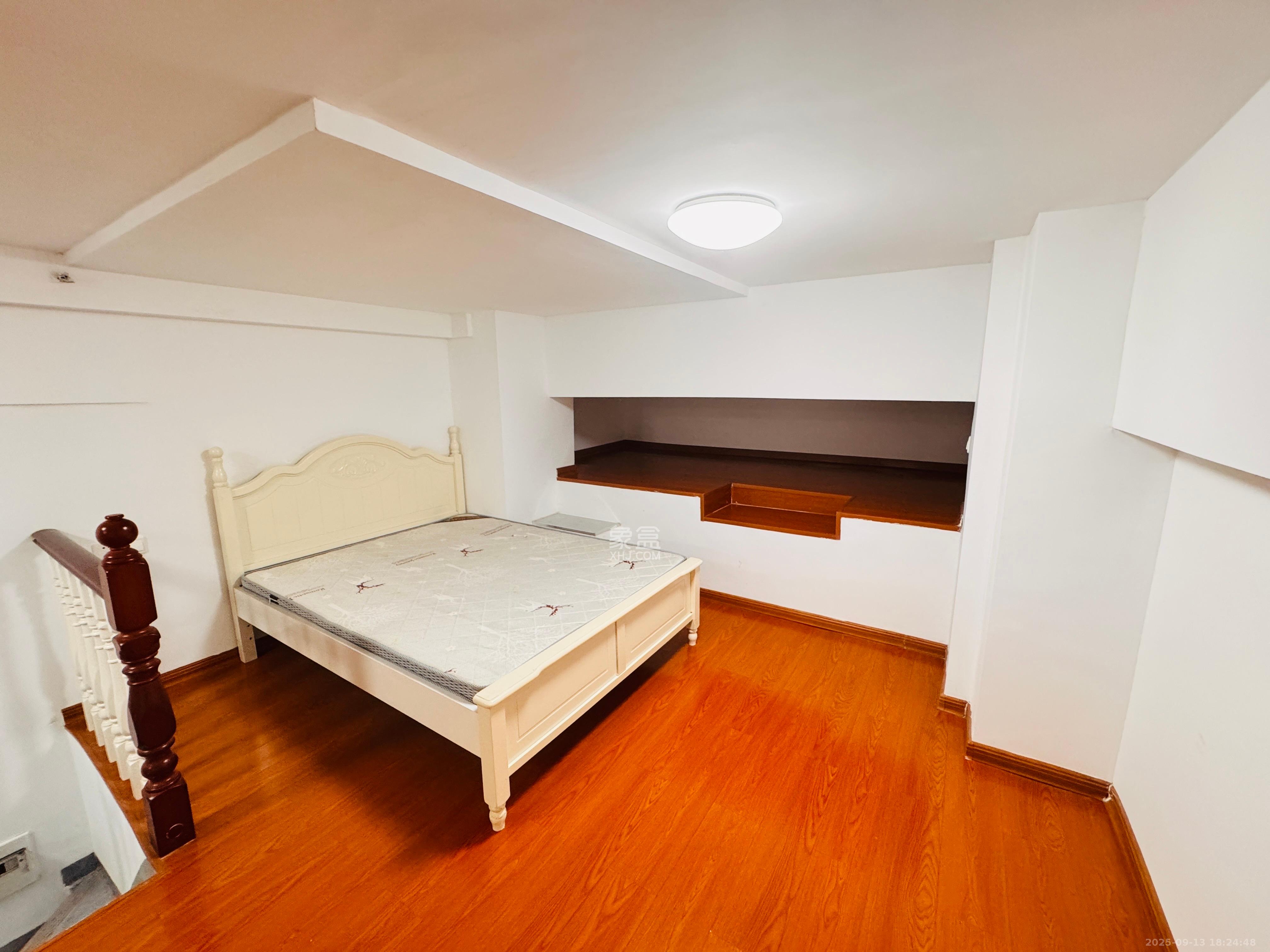 梅溪湖金茂湾 2室2厅1卫 1900.0元/月 梅溪湖金茂湾 2室2厅1卫 1900.0元/月室内图