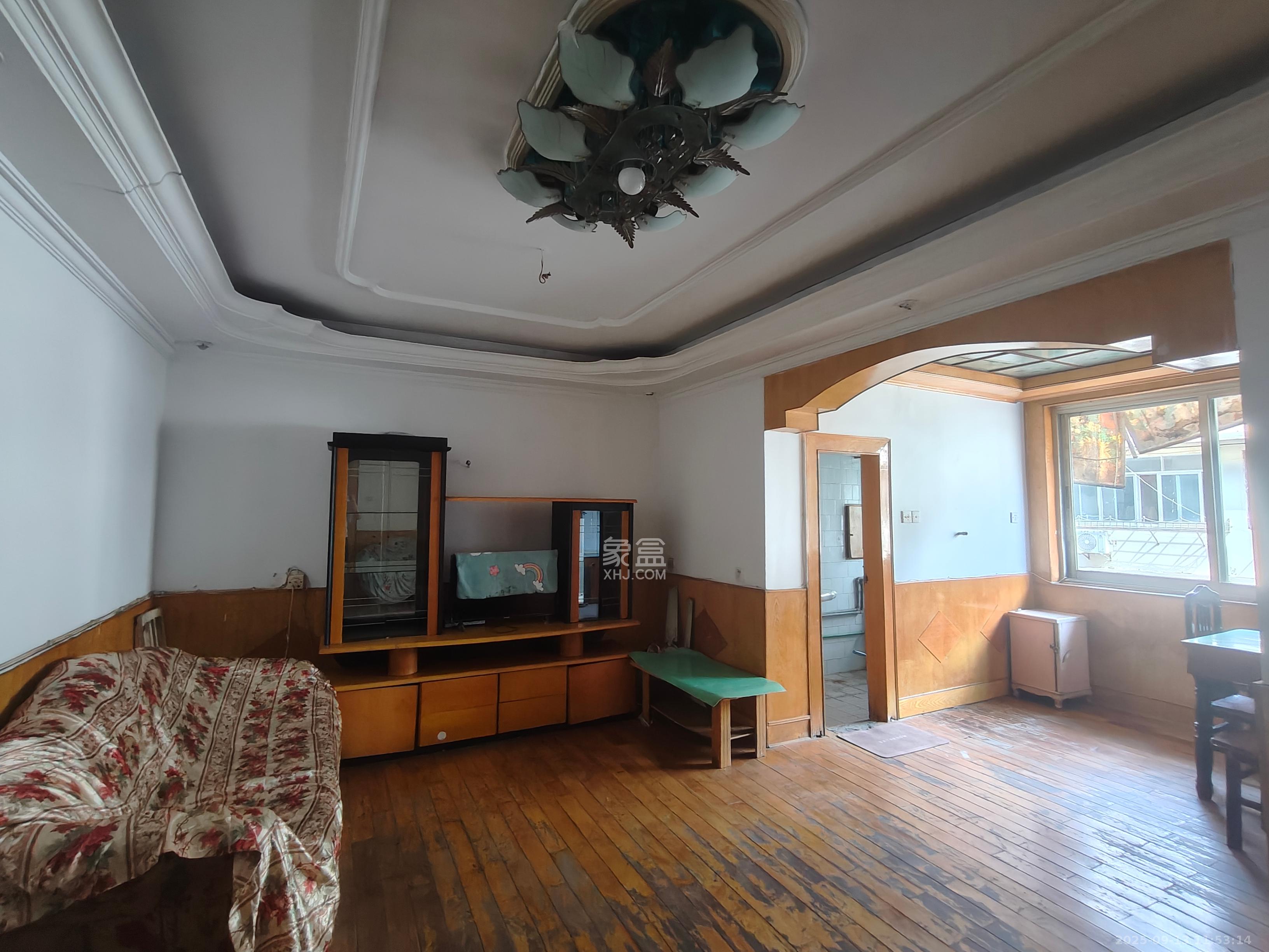 湖南中医药大学梨子山宿舍 1室0厅0卫 1300.0元/月 湖南中医药大学梨子山宿舍 1室0厅0卫 1300.0元/月室内图