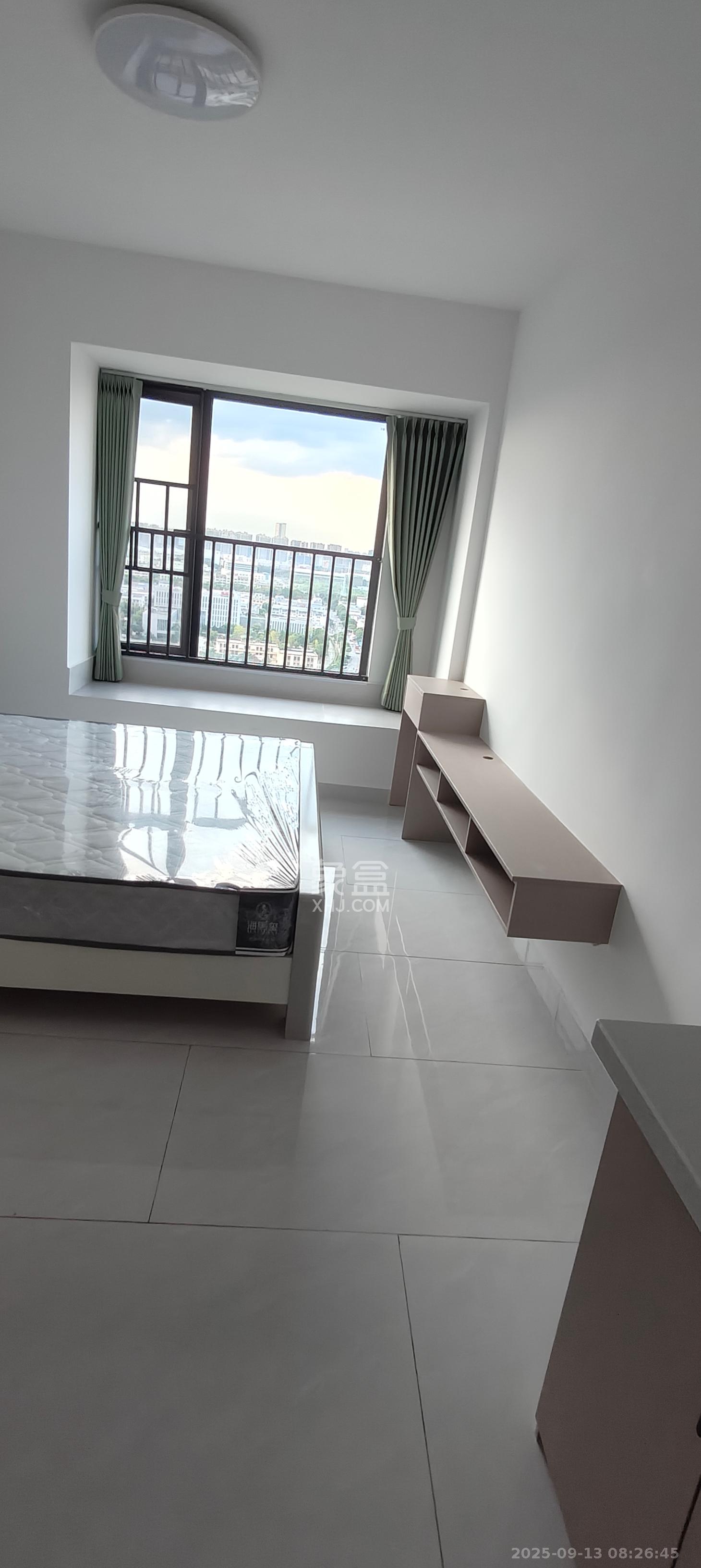 新城朗隽大都会  1室1厅1卫    1000.0元/月室内图