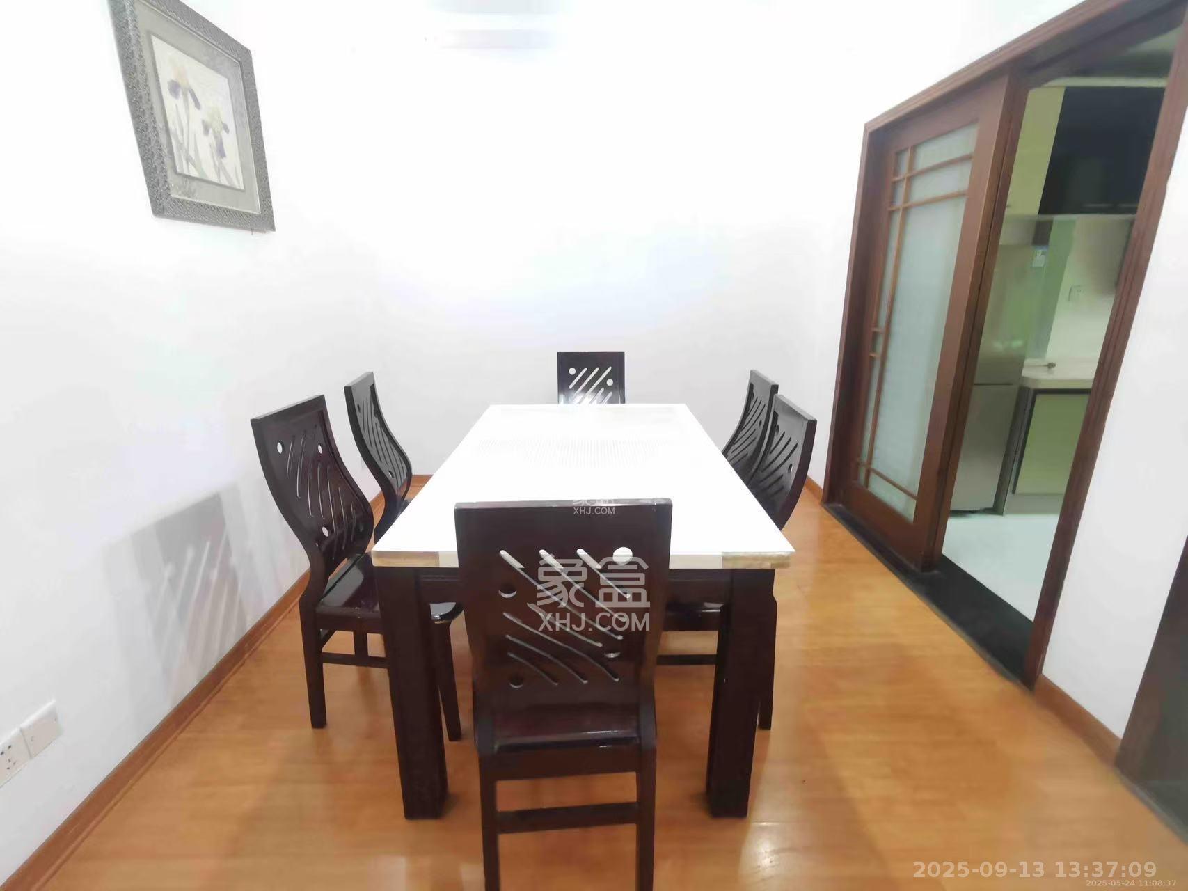 咸嘉新村嘉旺苑  3室2厅2卫    2300.0元/月室内图