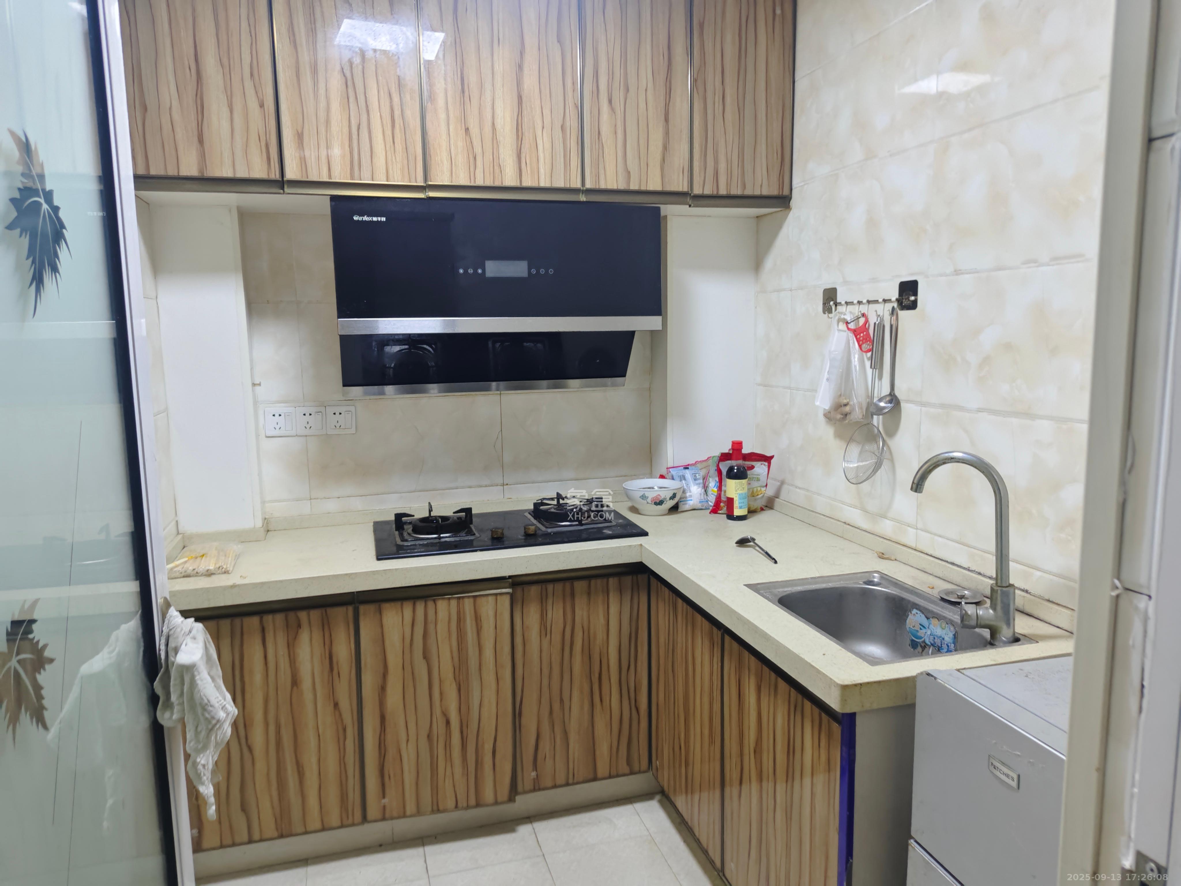 几米空间  1室1厅1卫    1800.0元/月 几米空间  1室1厅1卫    1800.0元/月室内图