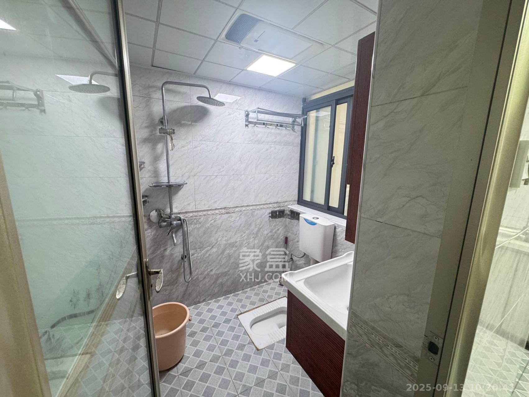 邦盛水岸御园  3室2厅1卫    1800.0元/月 邦盛水岸御园  3室2厅1卫    1800.0元/月室内图