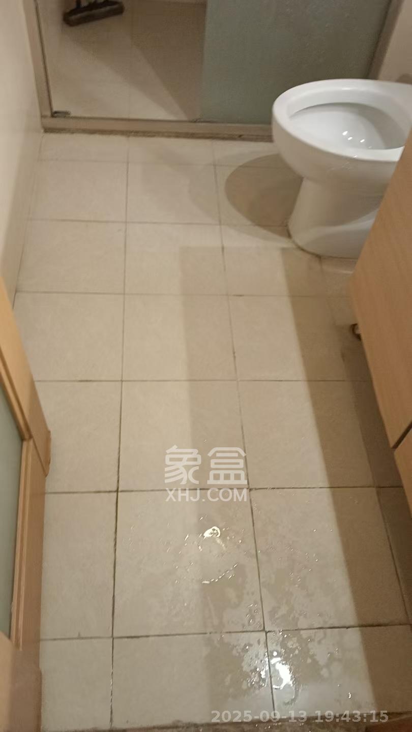 旭辉国际广场(永升商业广场) 3室2厅2卫 3200.0元/月 旭辉国际广场(永升商业广场) 3室2厅2卫 3200.0元/月室内图