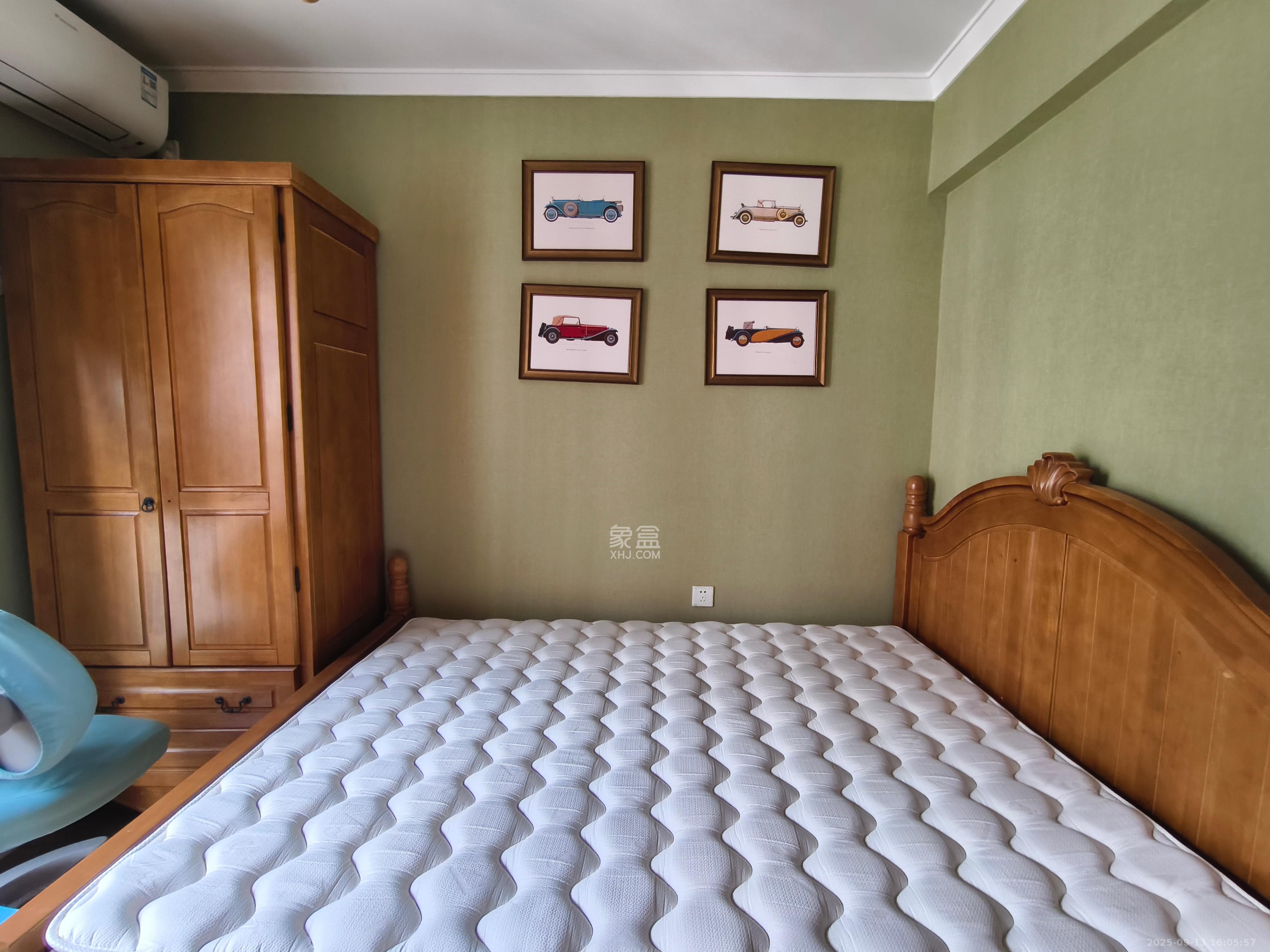 万科里金域滨江  4室2厅2卫    4800.0元/月室内图