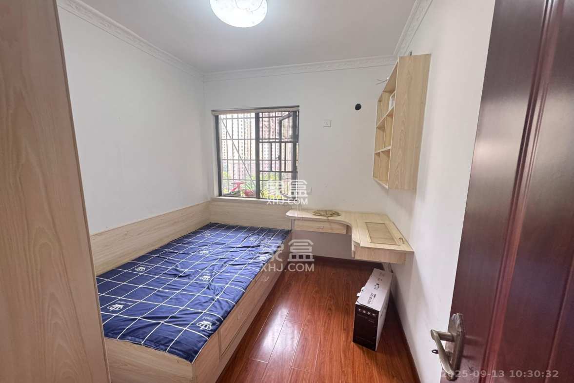 邦盛水岸御园  3室2厅1卫    1800.0元/月 邦盛水岸御园  3室2厅1卫    1800.0元/月室内图