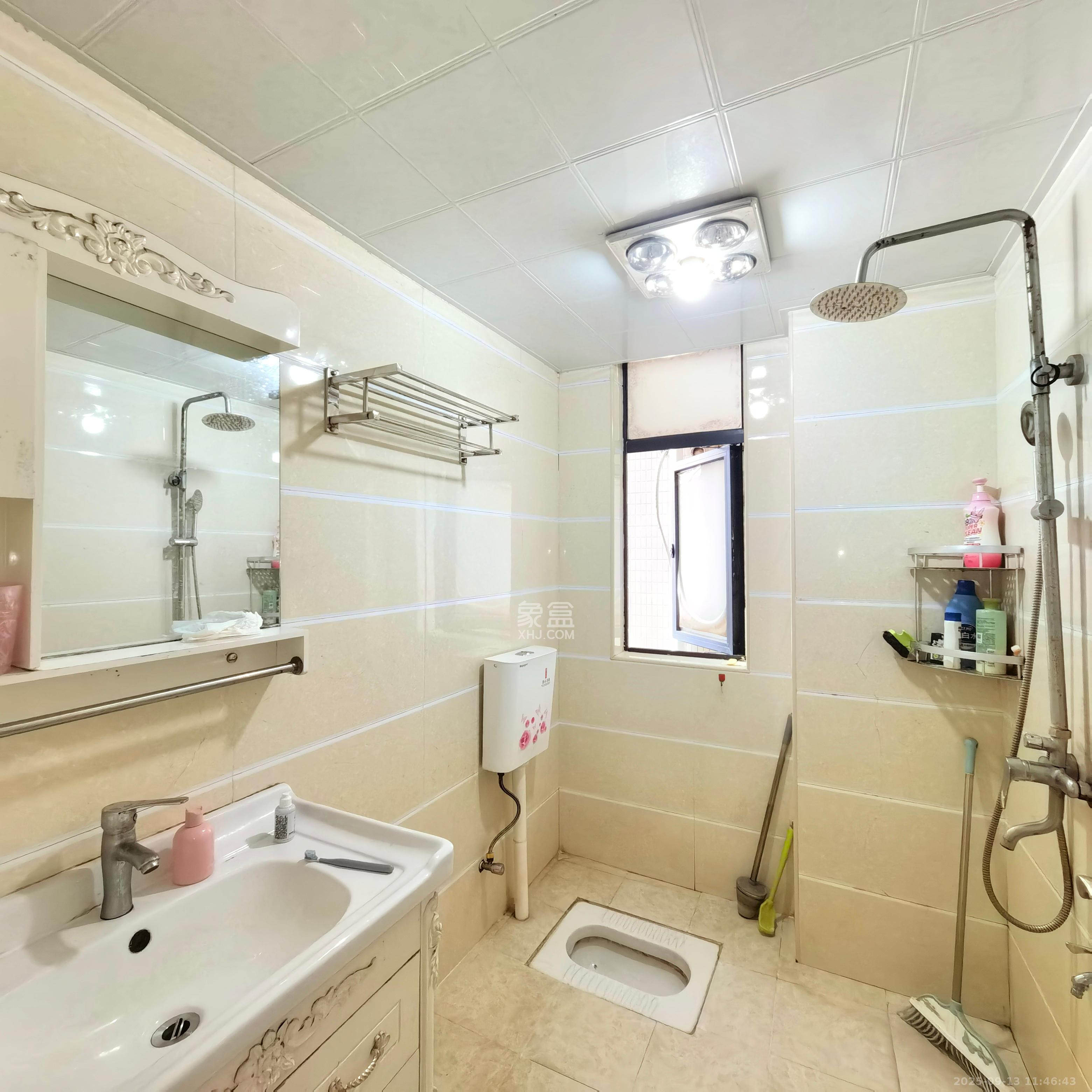 蓝山郡  2室2厅1卫    1800.0元/月 蓝山郡  2室2厅1卫    1800.0元/月室内图