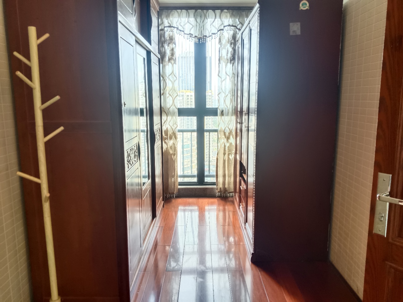 金碧文华 4室2厅2卫 5000.0元/月 金碧文华 4室2厅2卫 5000.0元/月室内图