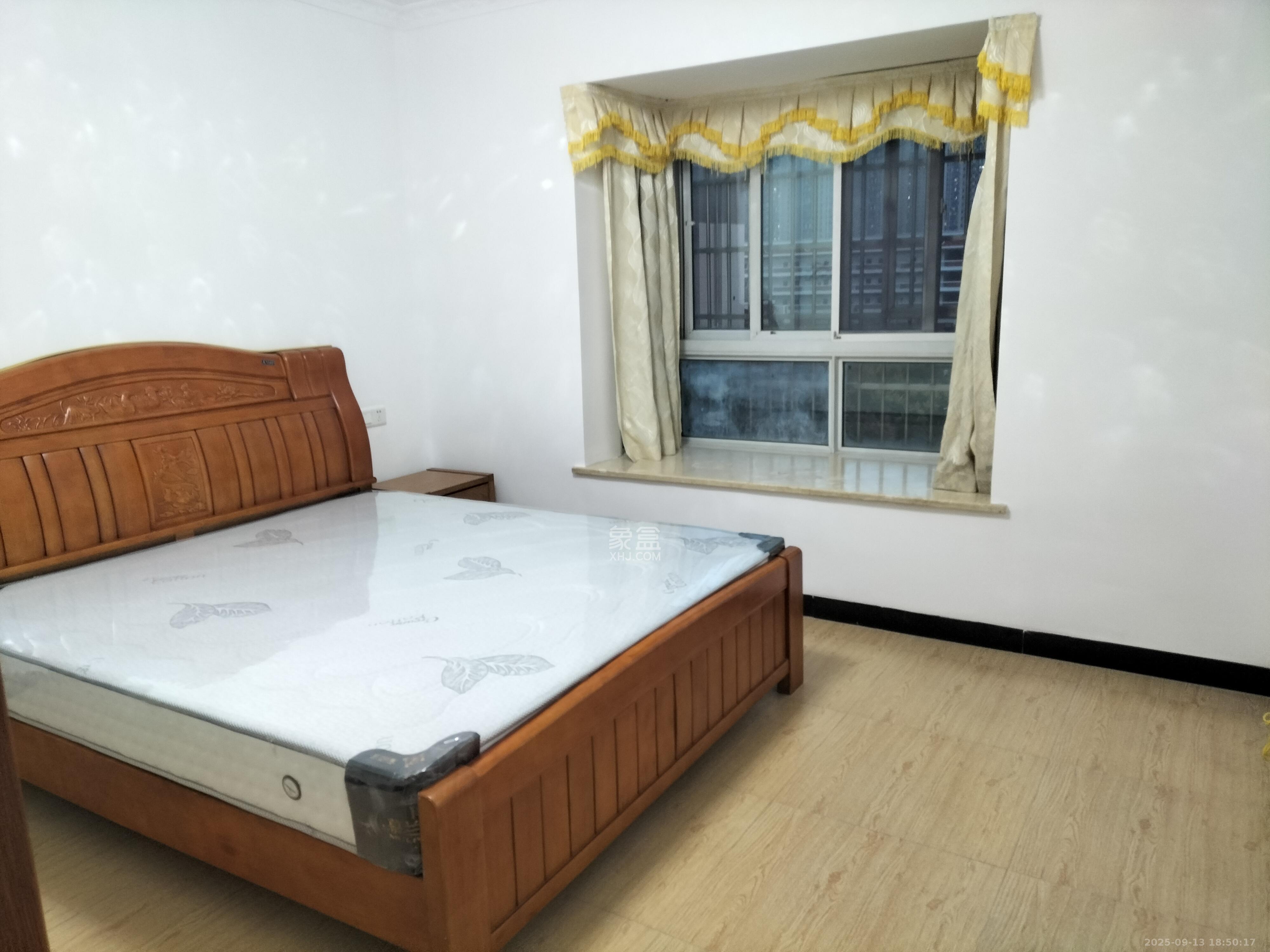 骑龙安置小区 3室2厅2卫 2200.0元/月 骑龙安置小区 3室2厅2卫 2200.0元/月室内图