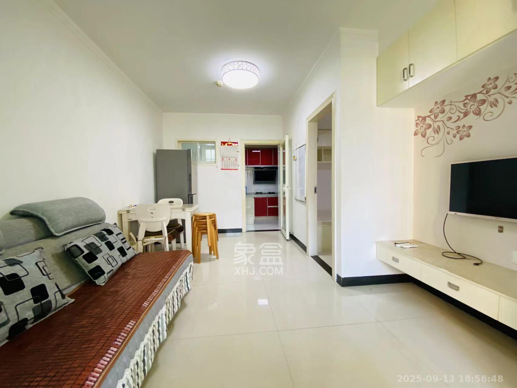 少帅府  1室1厅1卫    2300.0元/月室内图