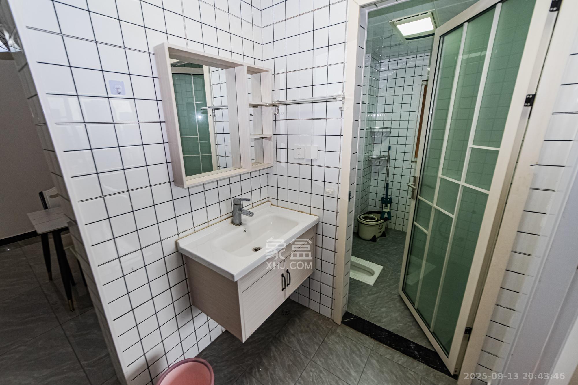 北辰三角洲E7区 3室2厅2卫 170.0万 北辰三角洲E7区 3室2厅2卫 170.0万卫生间