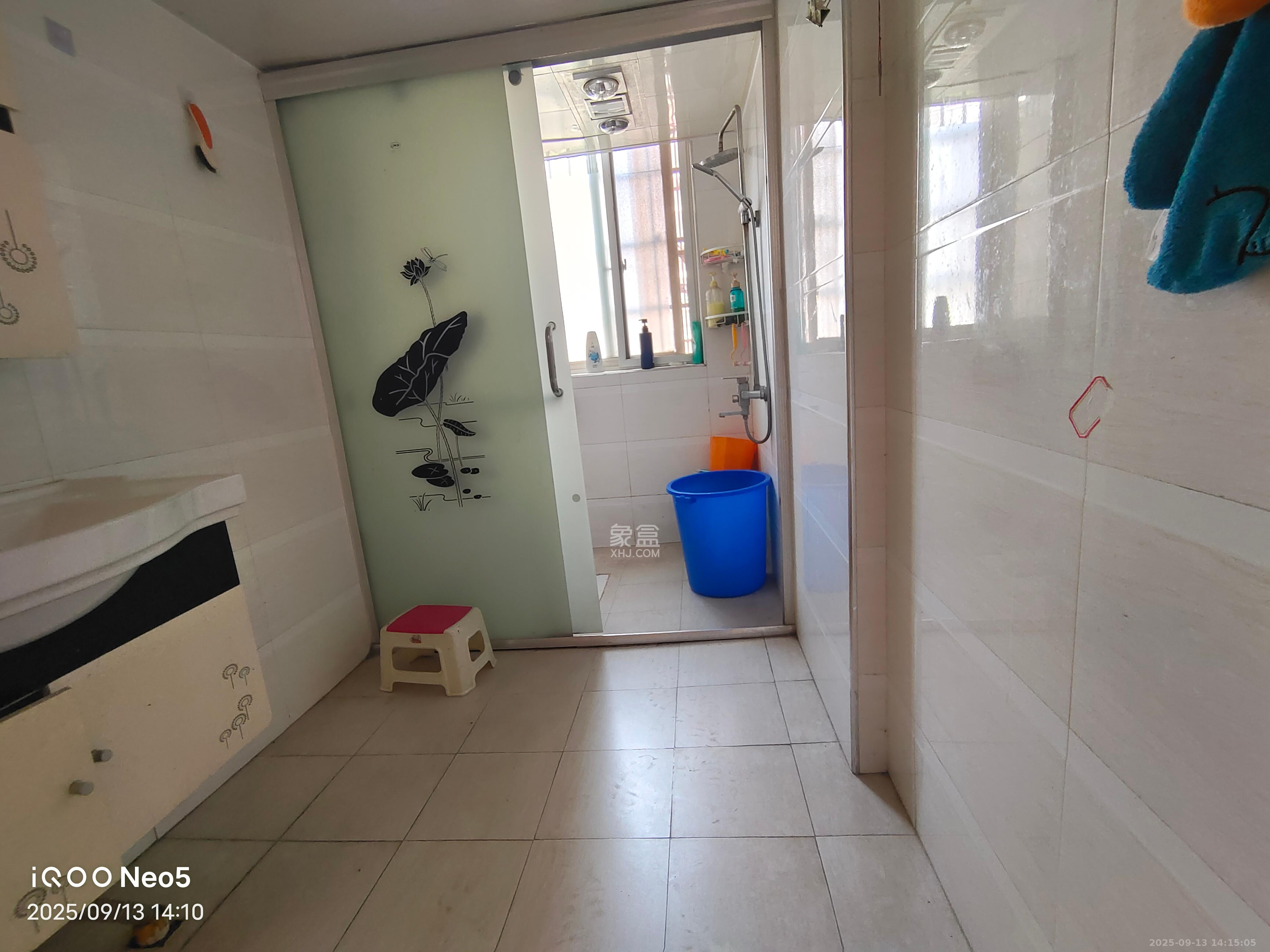 弘欣公寓 3室2厅2卫 2000.0元/月 弘欣公寓 3室2厅2卫 2000.0元/月室内图