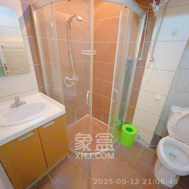 昊天大厦  2室1厅1卫    3200.0元/月室内图