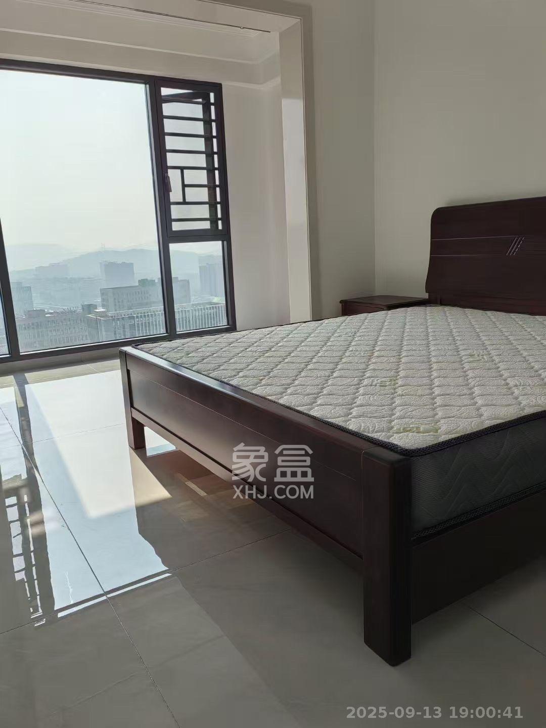 学士翰林苑 3室2厅1卫 2000.0元/月 学士翰林苑 3室2厅1卫 2000.0元/月室内图